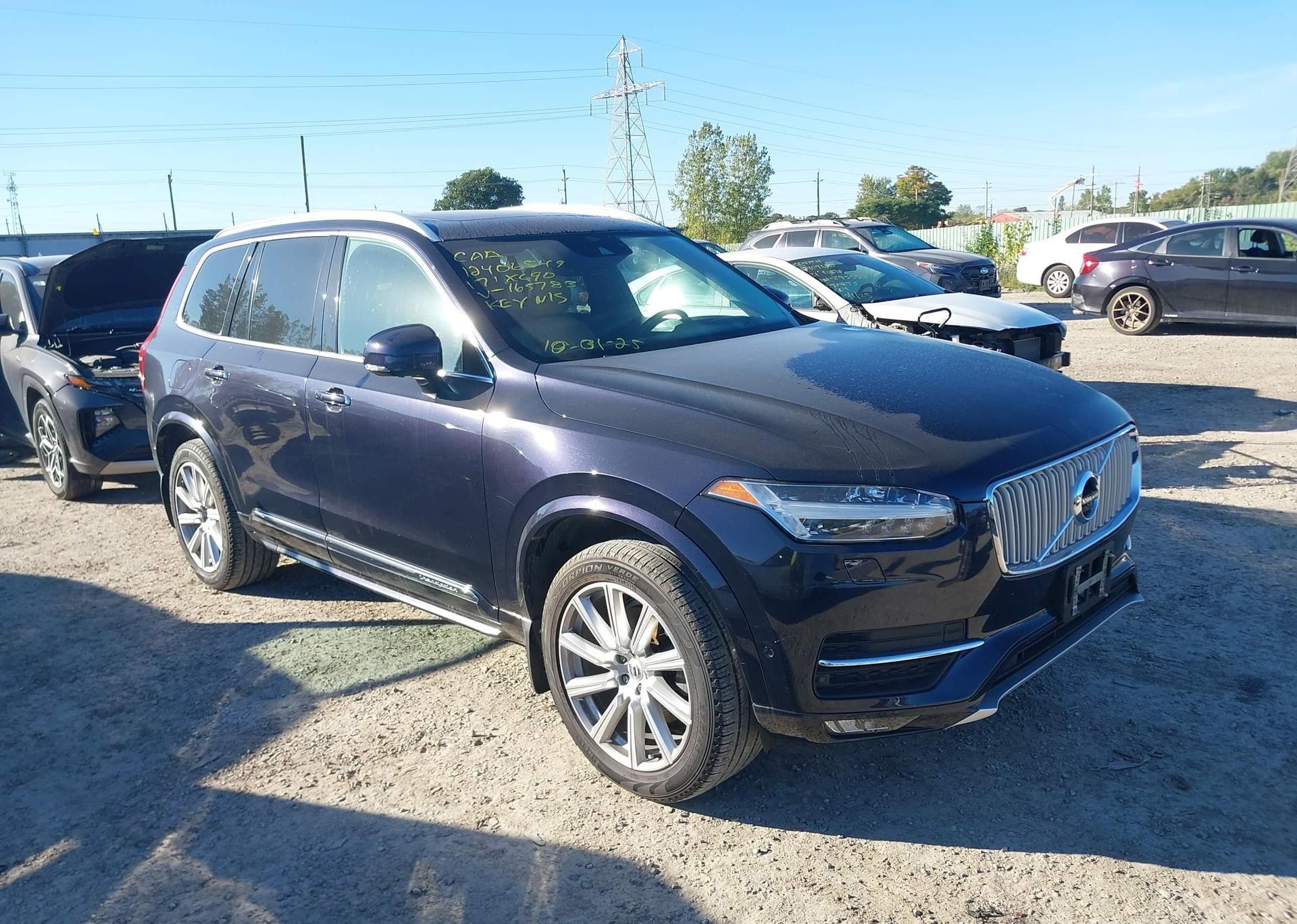 2017 VOLVO XC90 T6