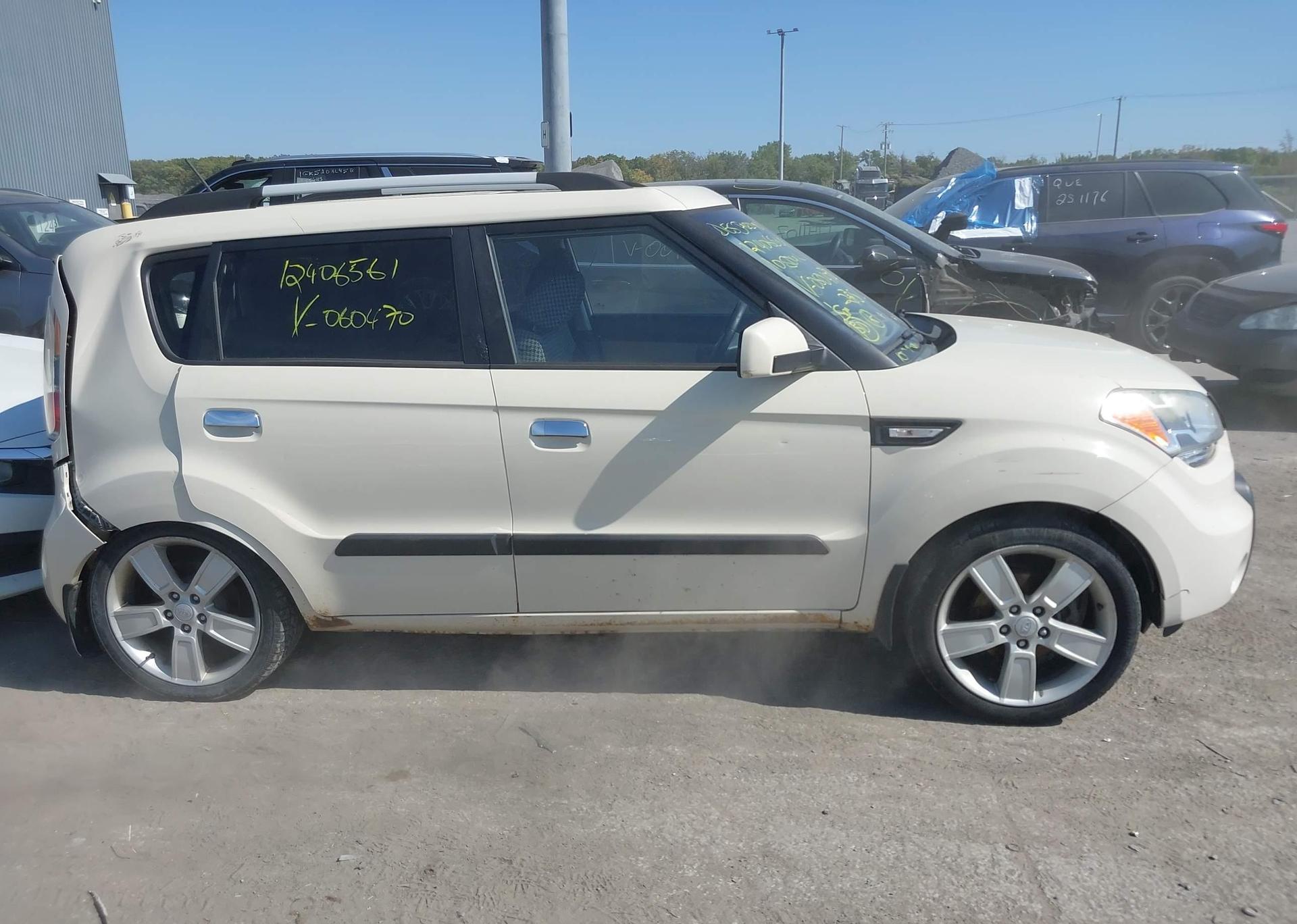 2010 KIA SOUL +
