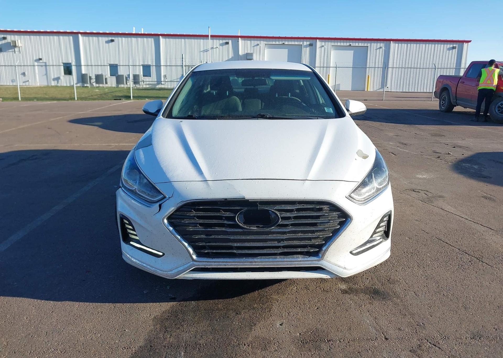 2019 HYUNDAI SONATA SE