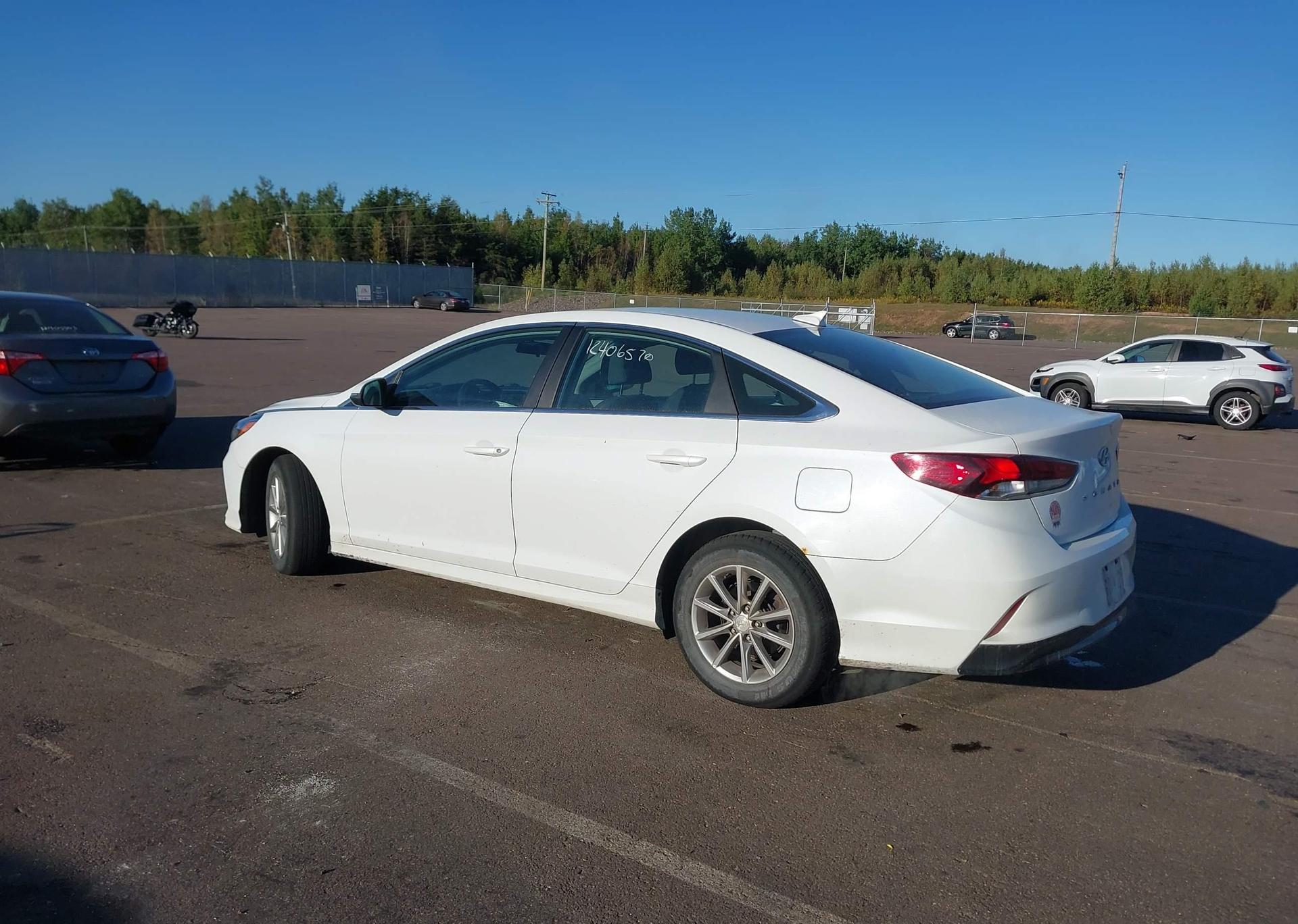 2019 HYUNDAI SONATA SE