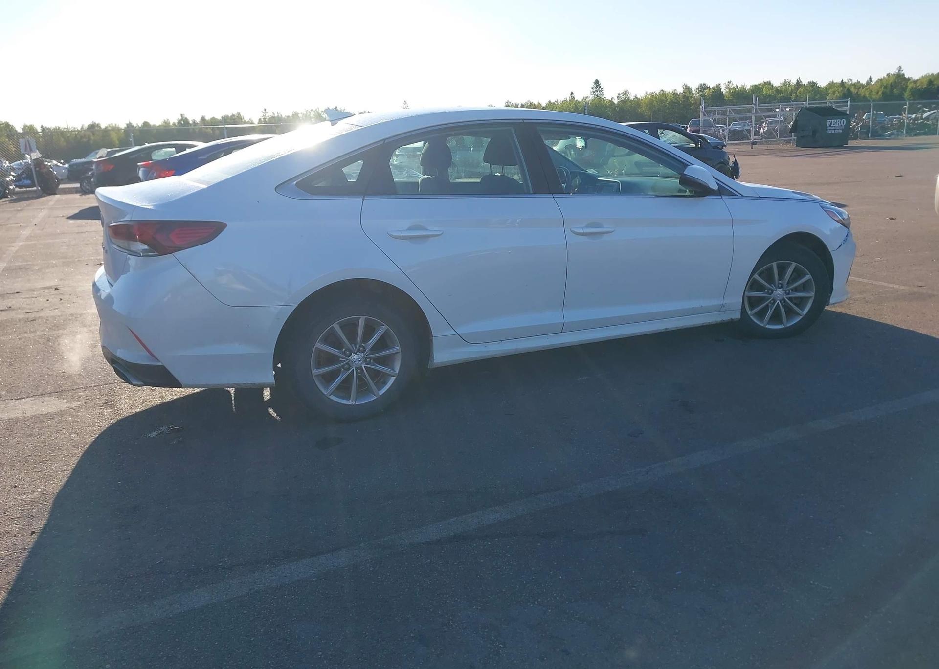 2019 HYUNDAI SONATA SE