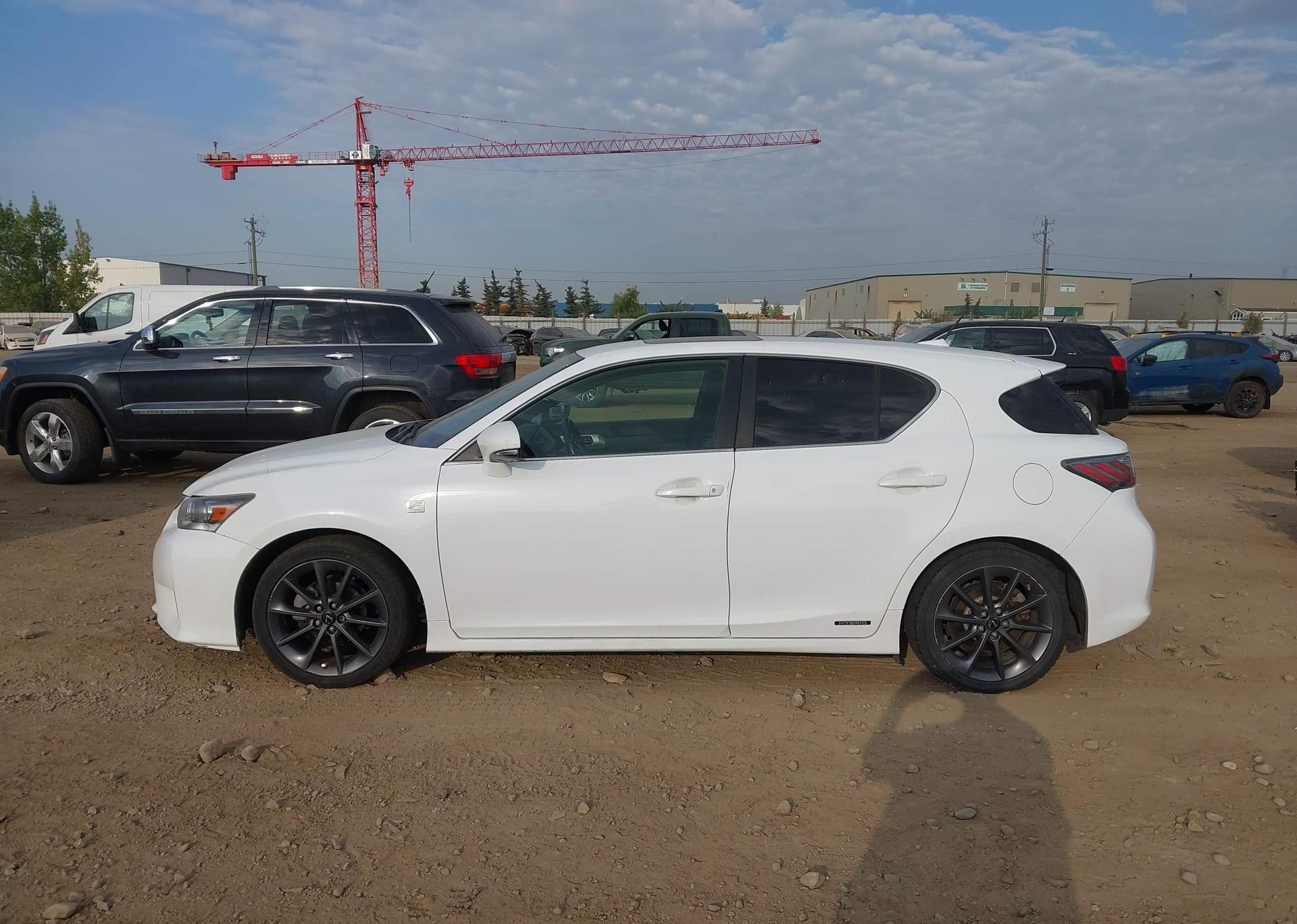 2013 LEXUS CT 200