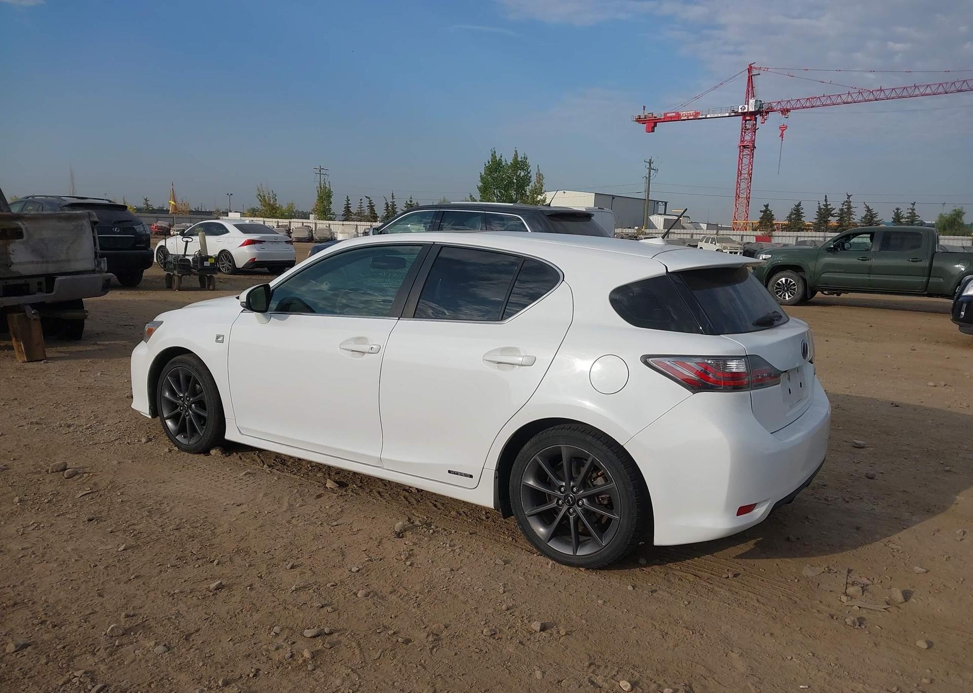 2013 LEXUS CT 200