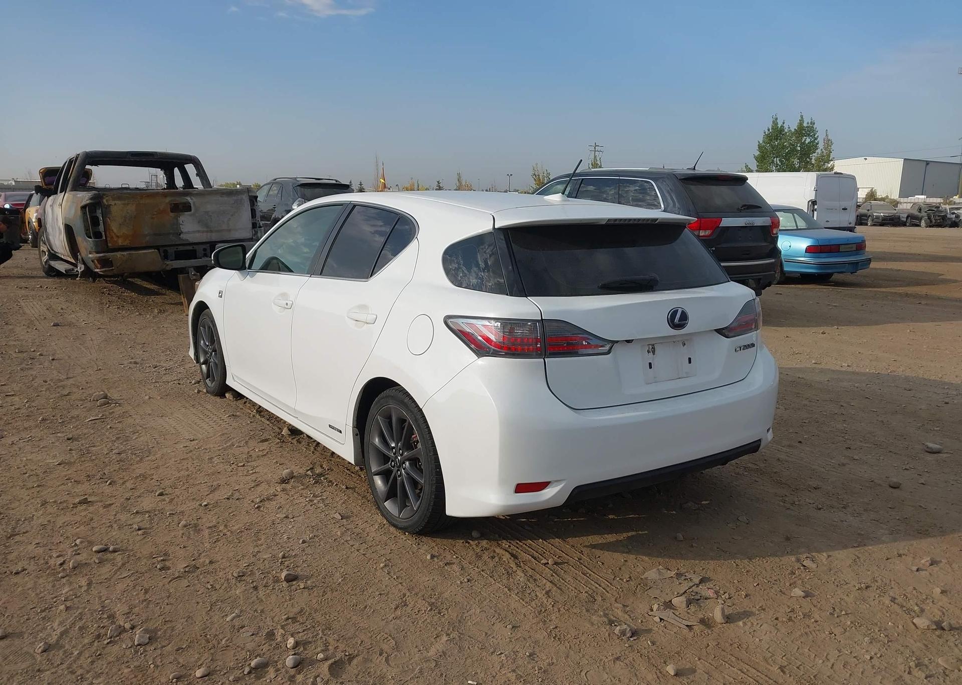 2013 LEXUS CT 200