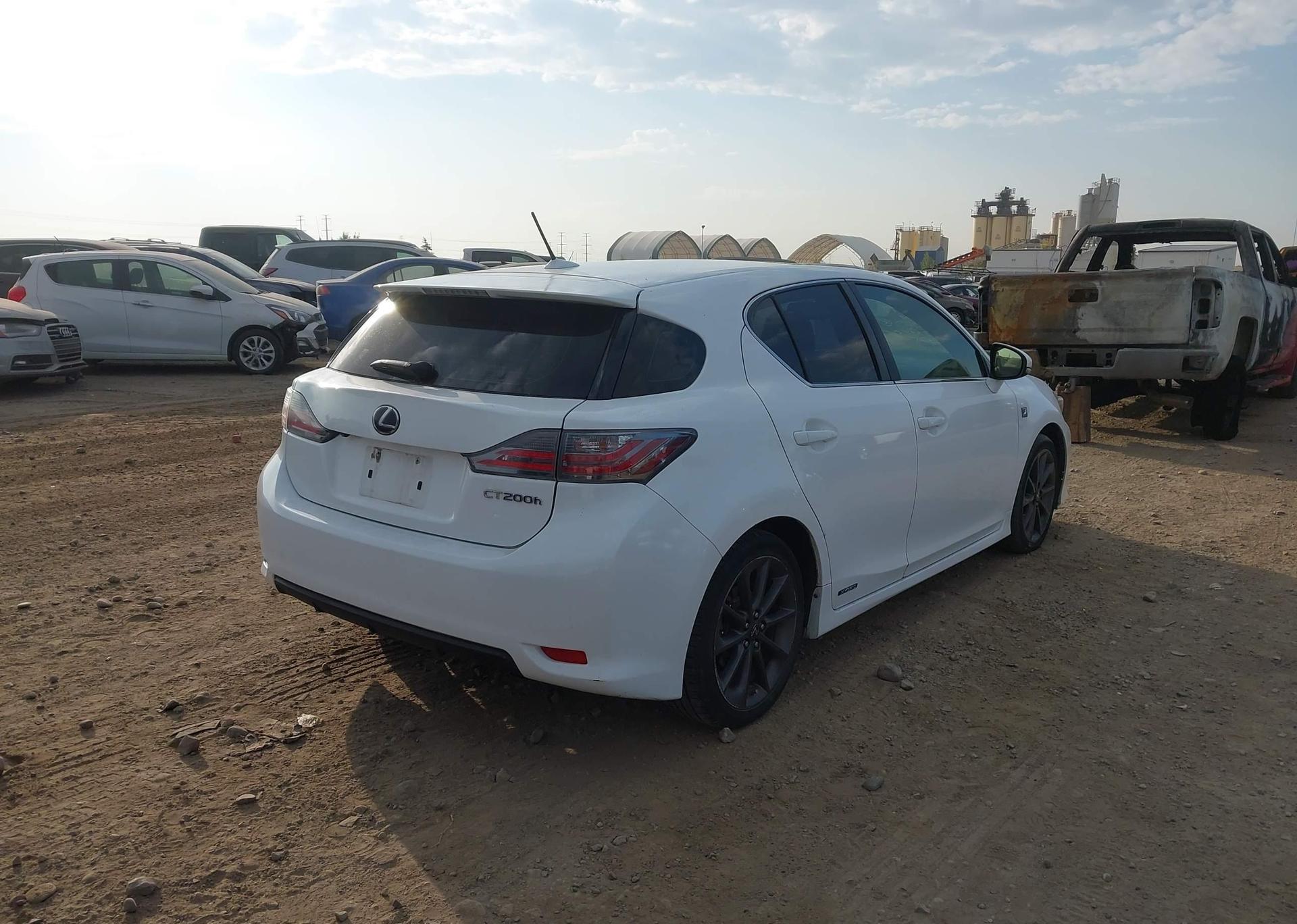 2013 LEXUS CT 200