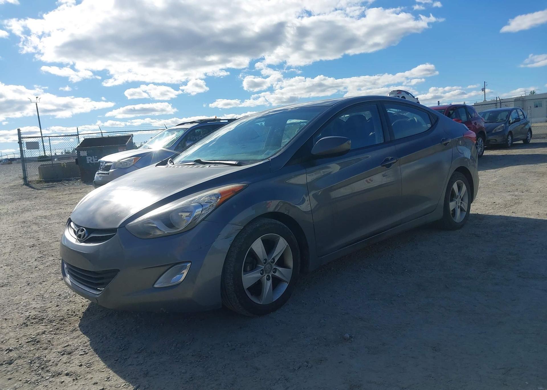 2013 HYUNDAI ELANTRA GLS