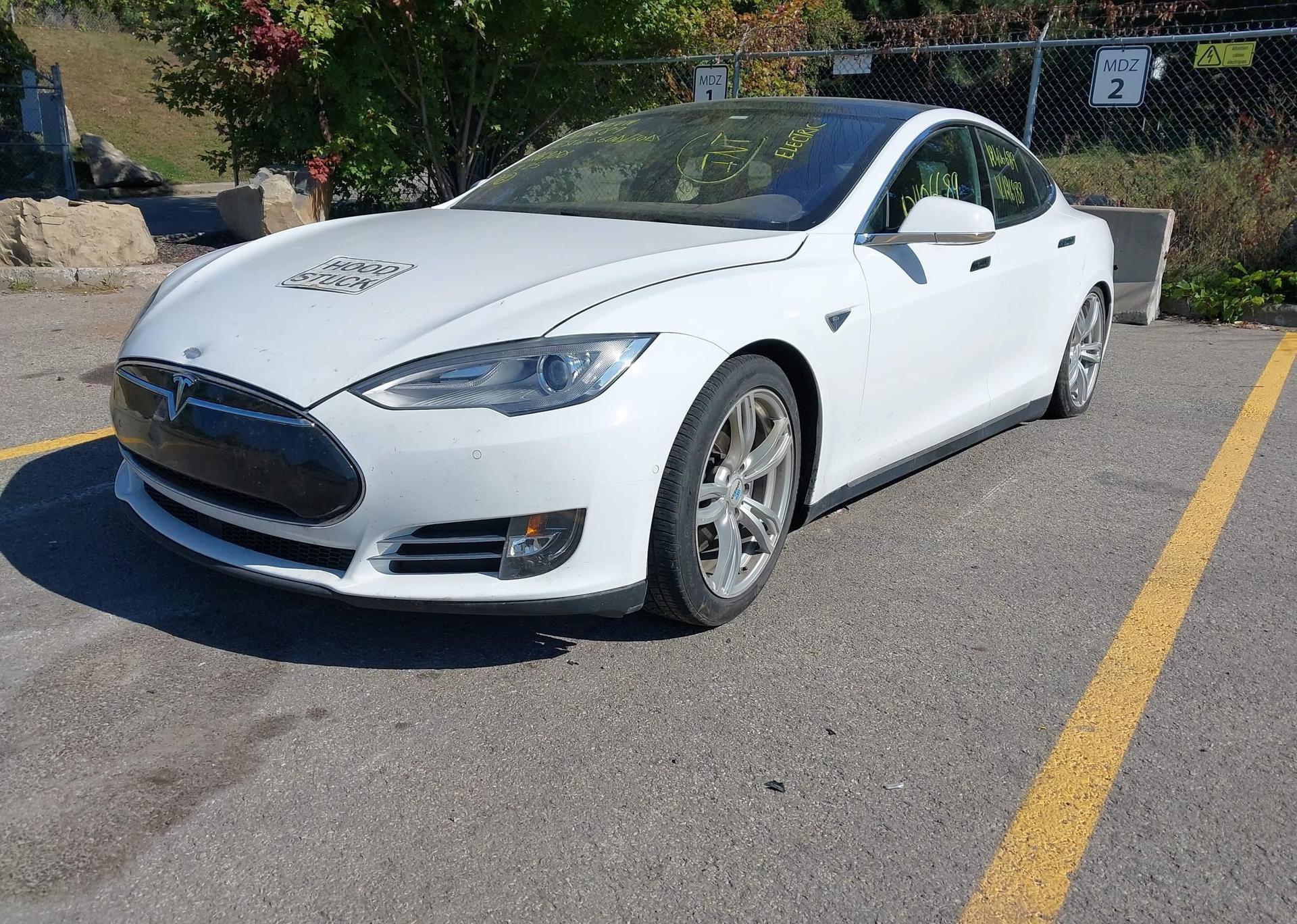 2016 TESLA MODEL S 60D