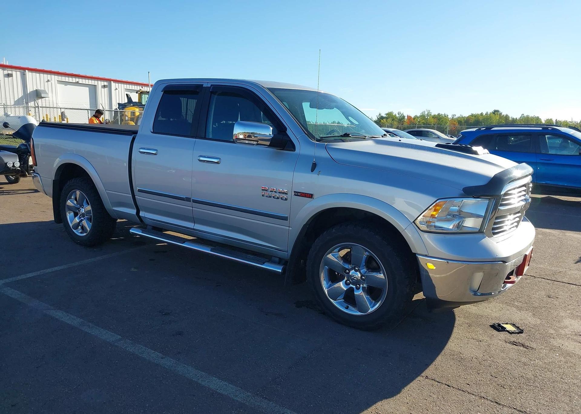 2015 RAM 1500 SLT