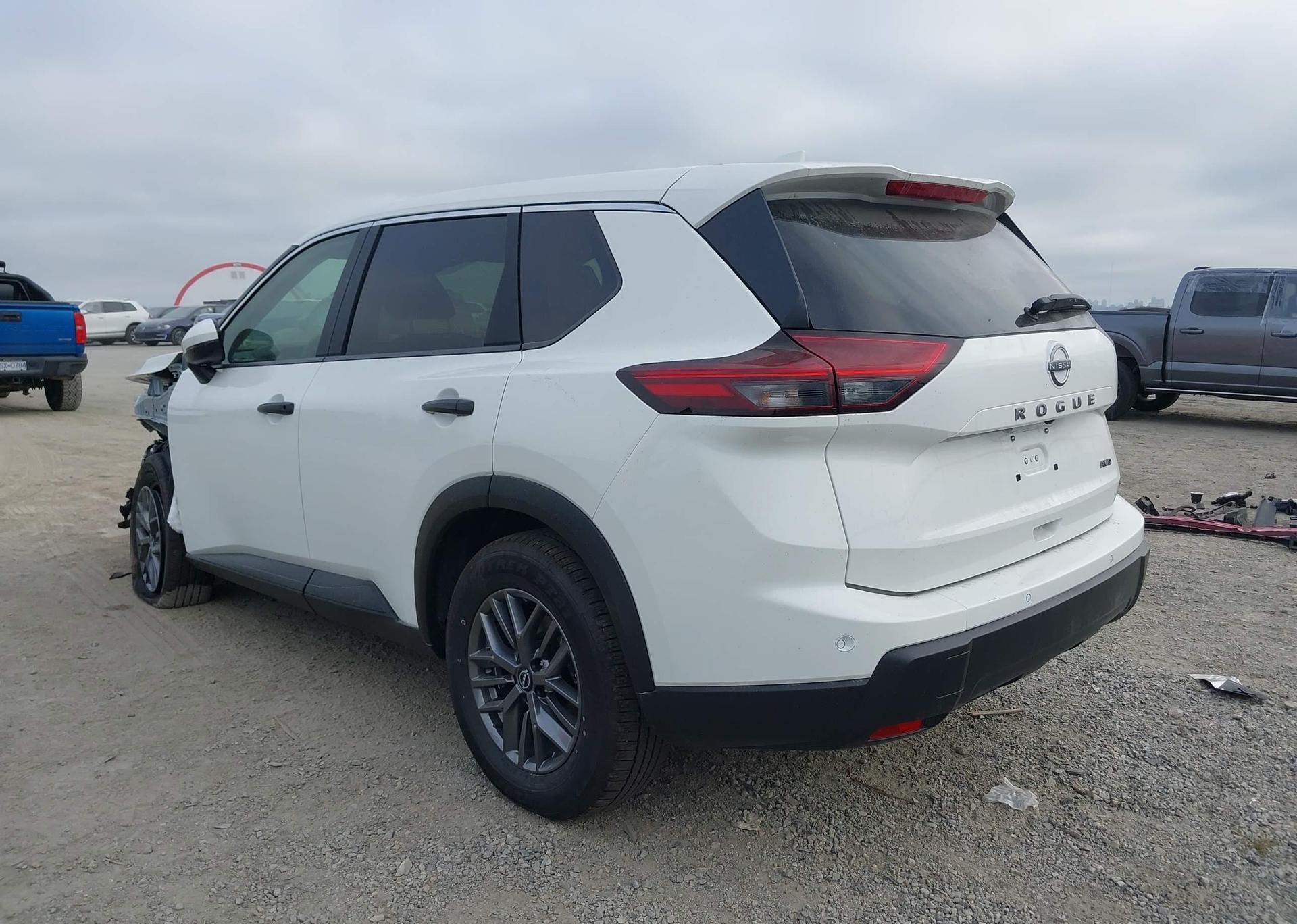 2025 NISSAN ROGUE S