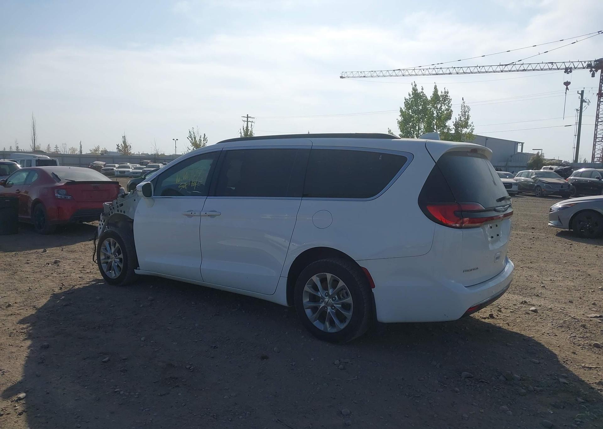 2022 CHRYSLER PACIFICA TOURING-L AWD