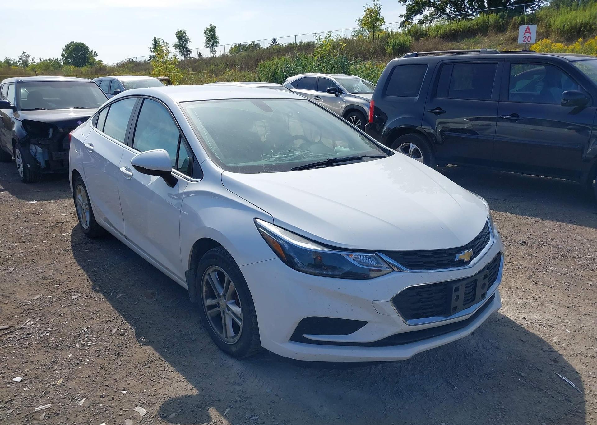 2018 CHEVROLET CRUZE LT AUTO