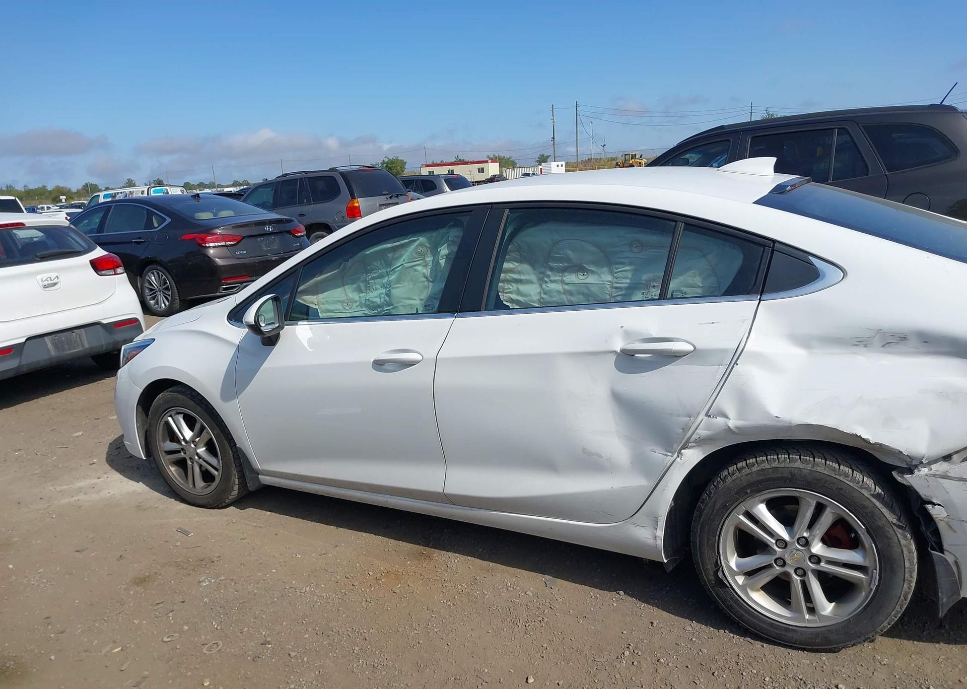 2018 CHEVROLET CRUZE LT AUTO