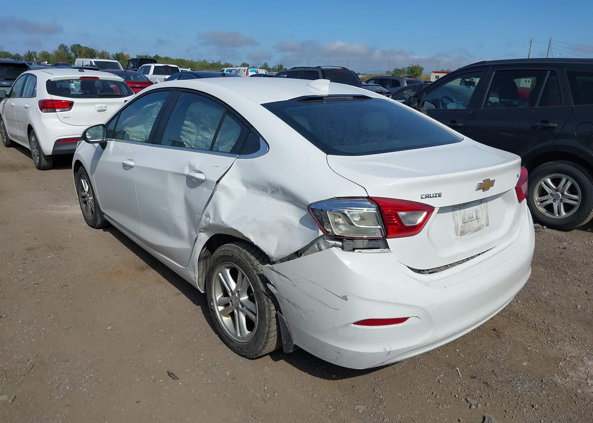 2018 CHEVROLET CRUZE LT AUTO