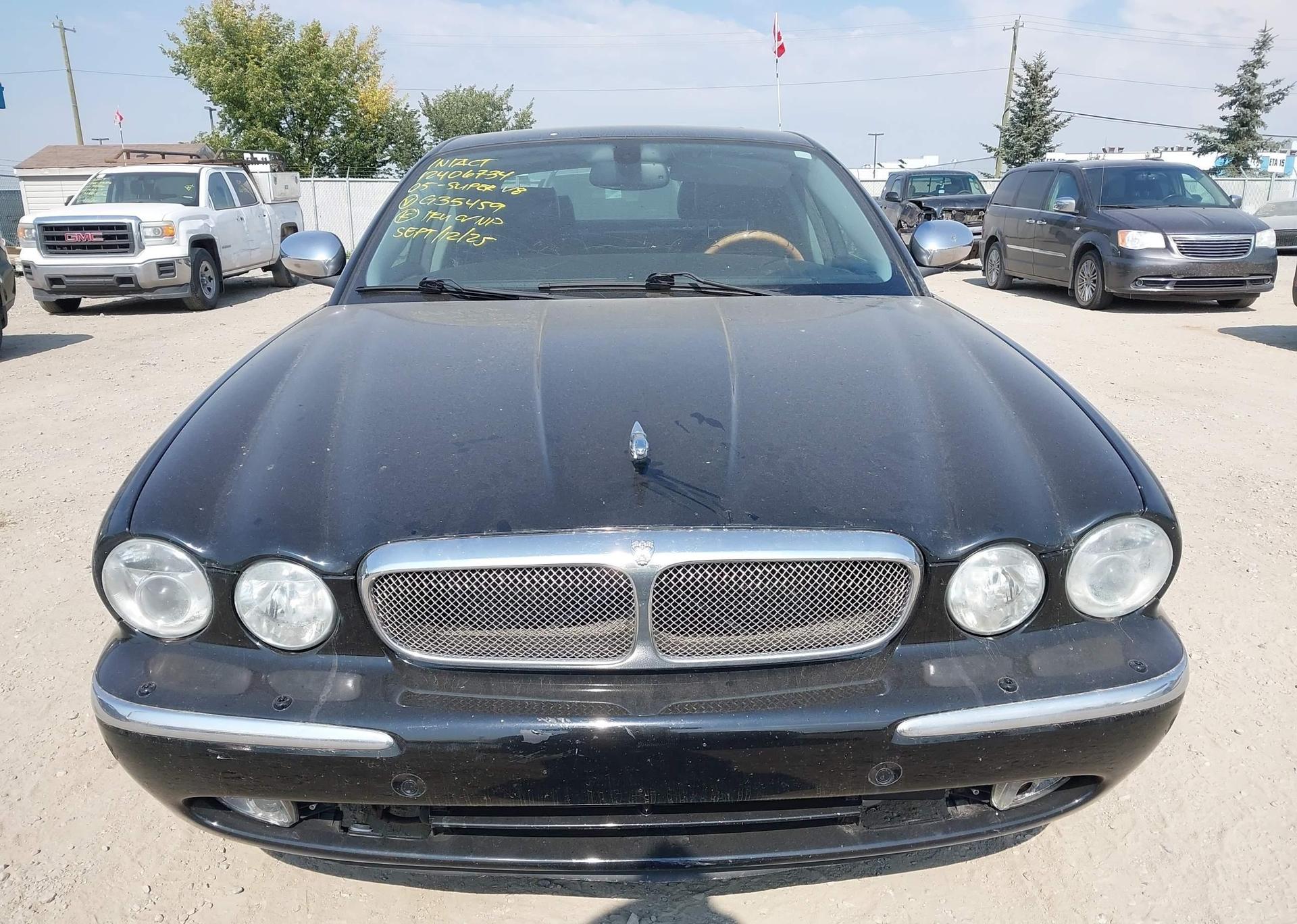 2005 JAGUAR SUPER V8