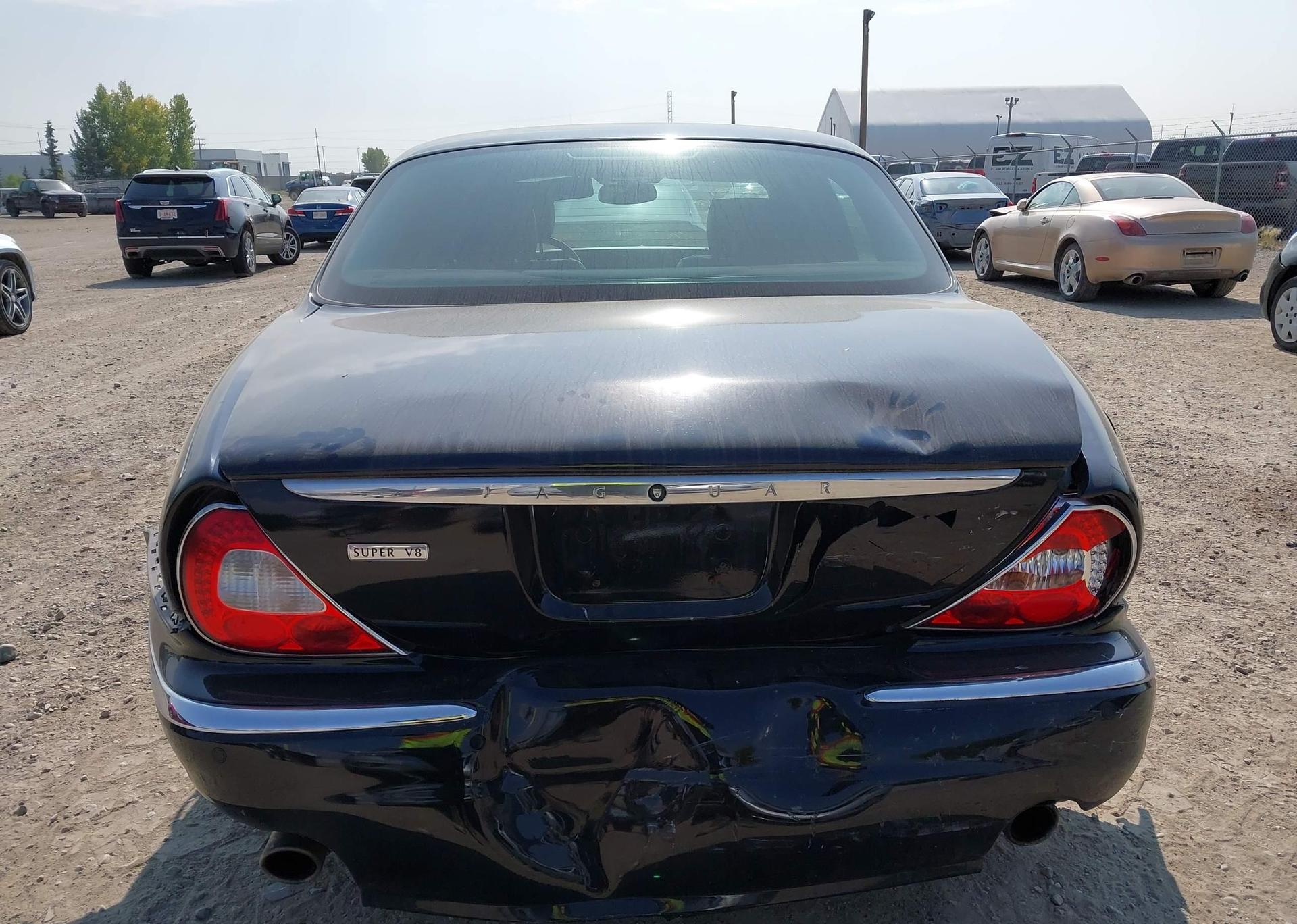 2005 JAGUAR SUPER V8