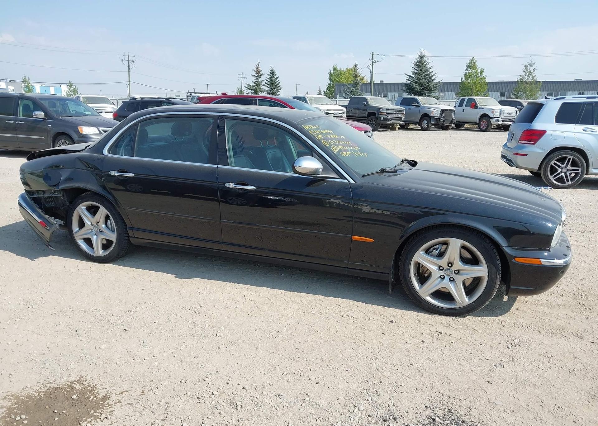 2005 JAGUAR SUPER V8