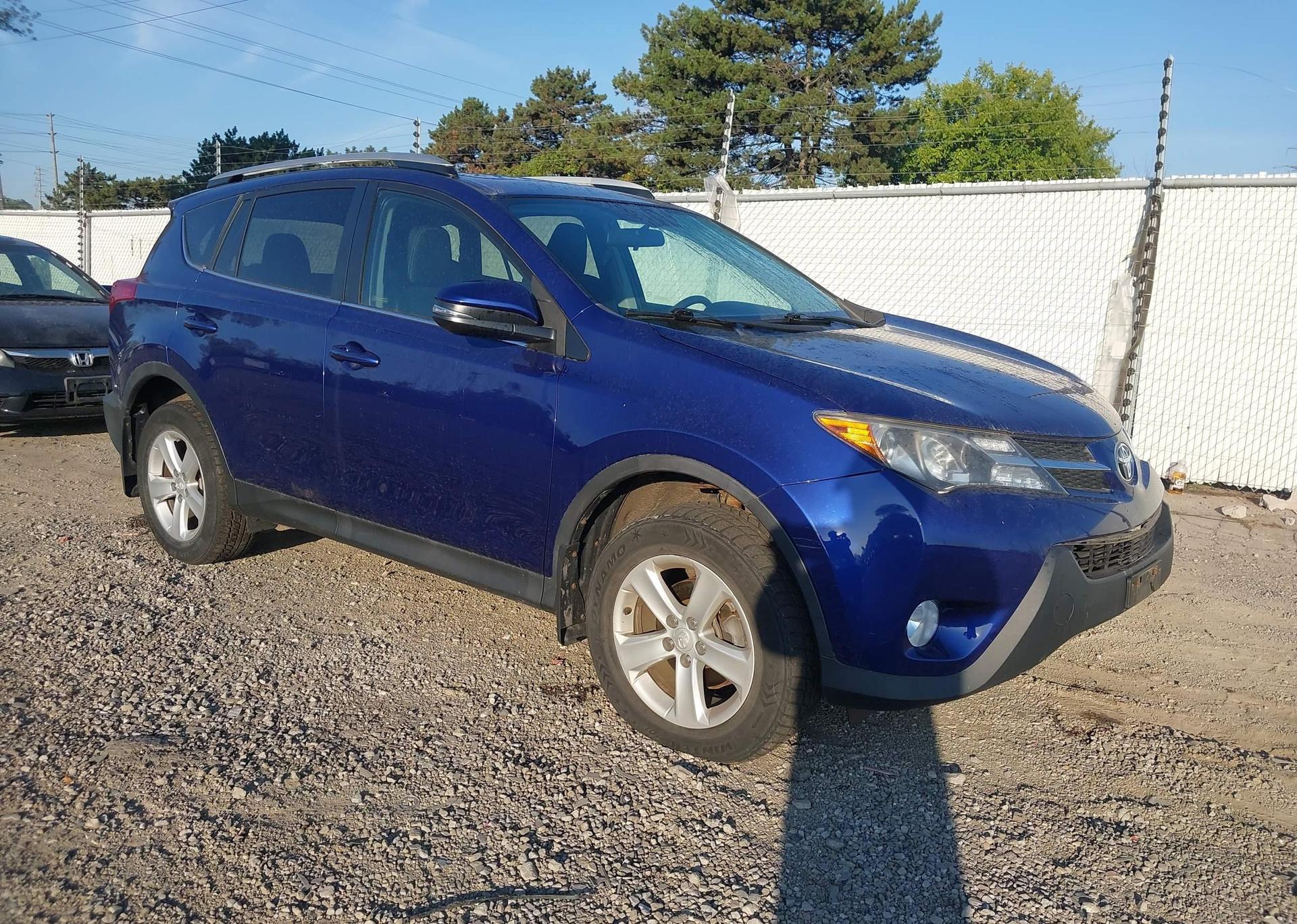 2014 TOYOTA RAV4 XLE