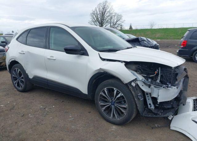 2021 FORD ESCAPE SE