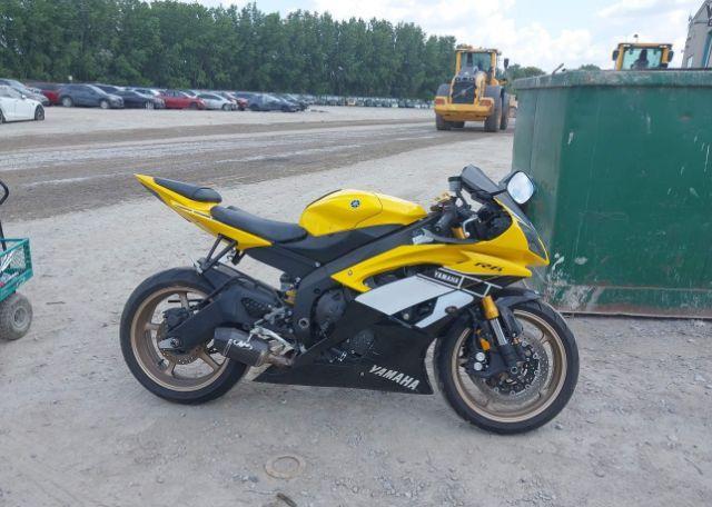 2016 YAMAHA YZFR6