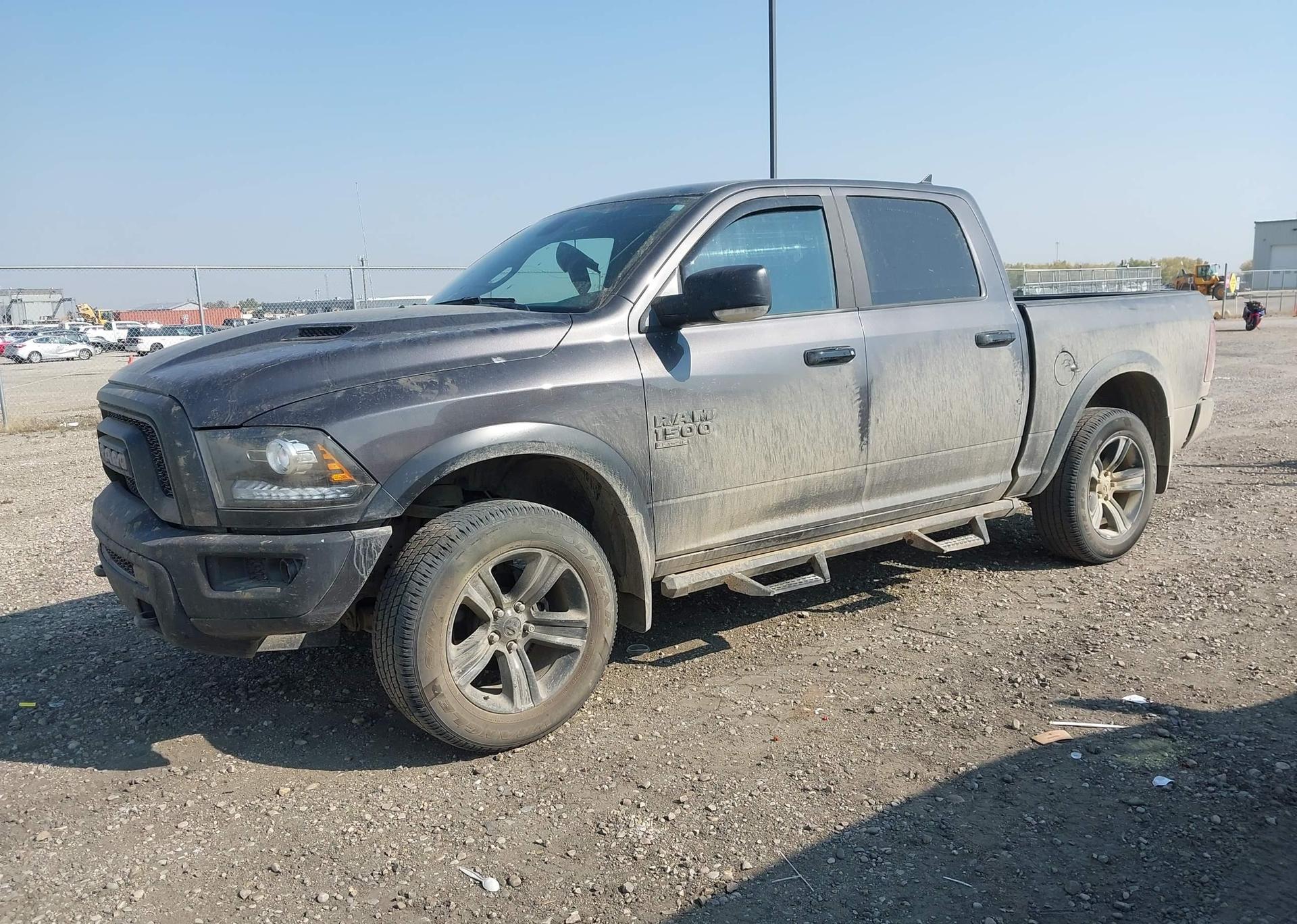 2023 RAM 1500 CLASSIC SLT