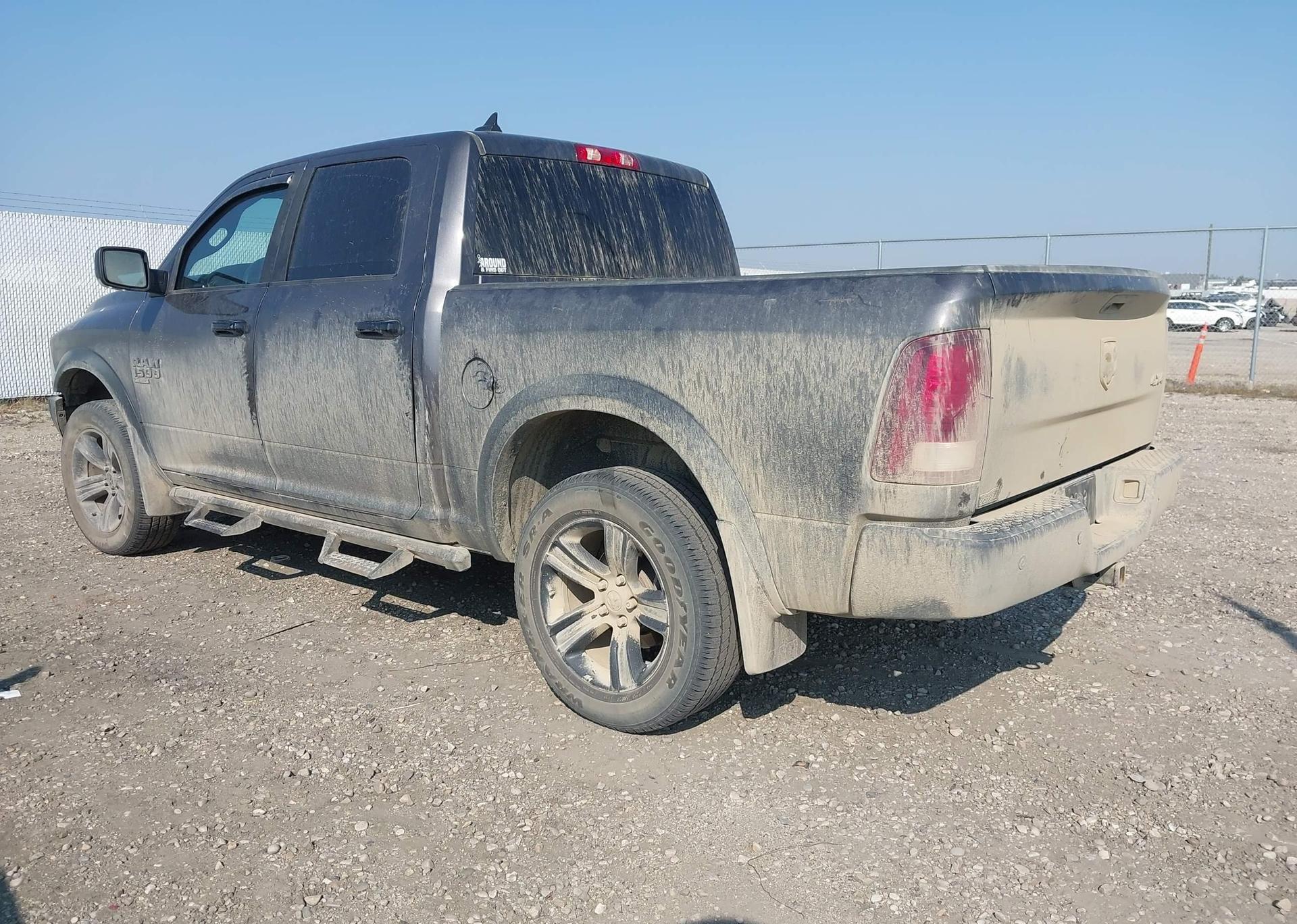 2023 RAM 1500 CLASSIC SLT