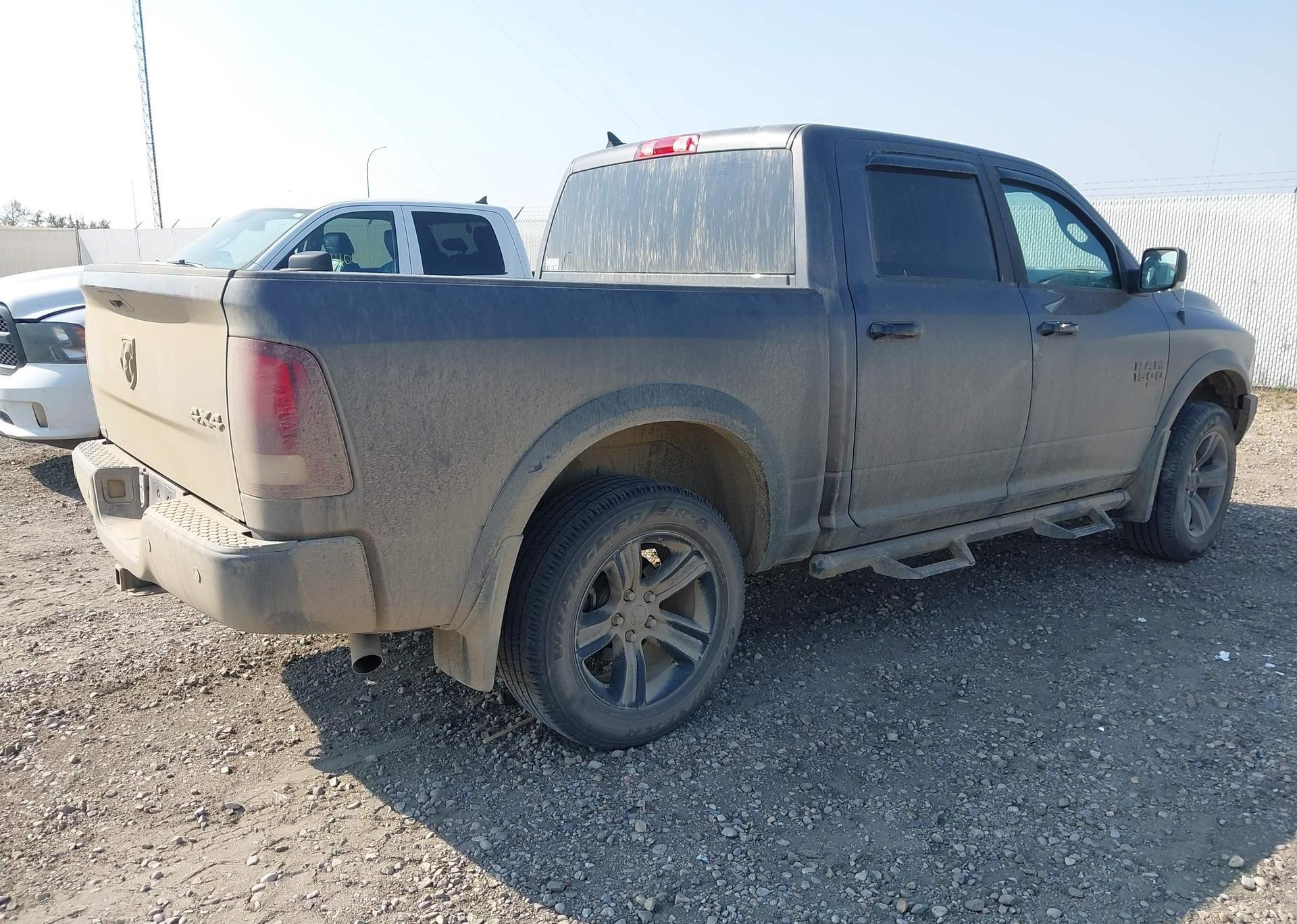 2023 RAM 1500 CLASSIC SLT