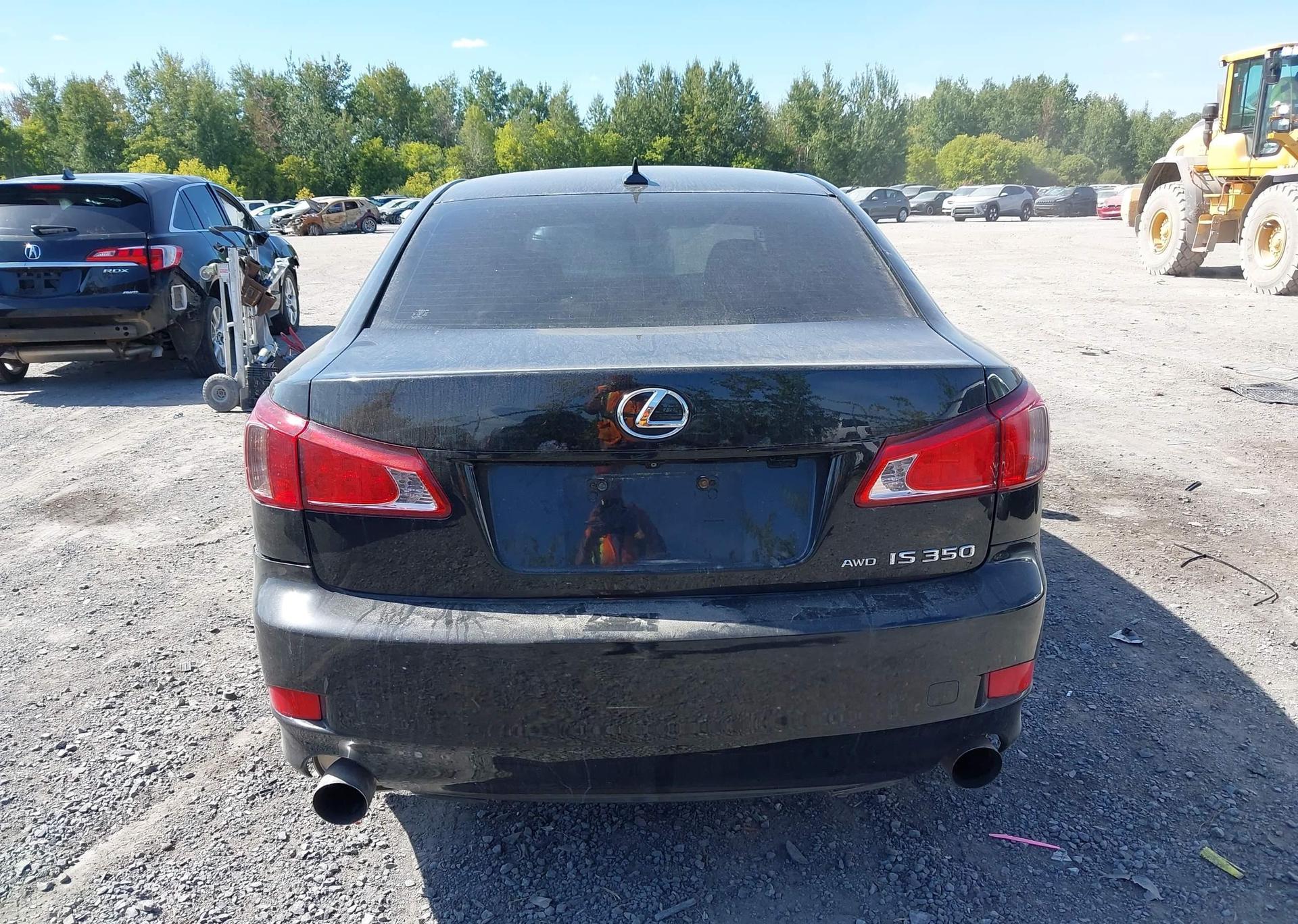 2011 LEXUS IS 350