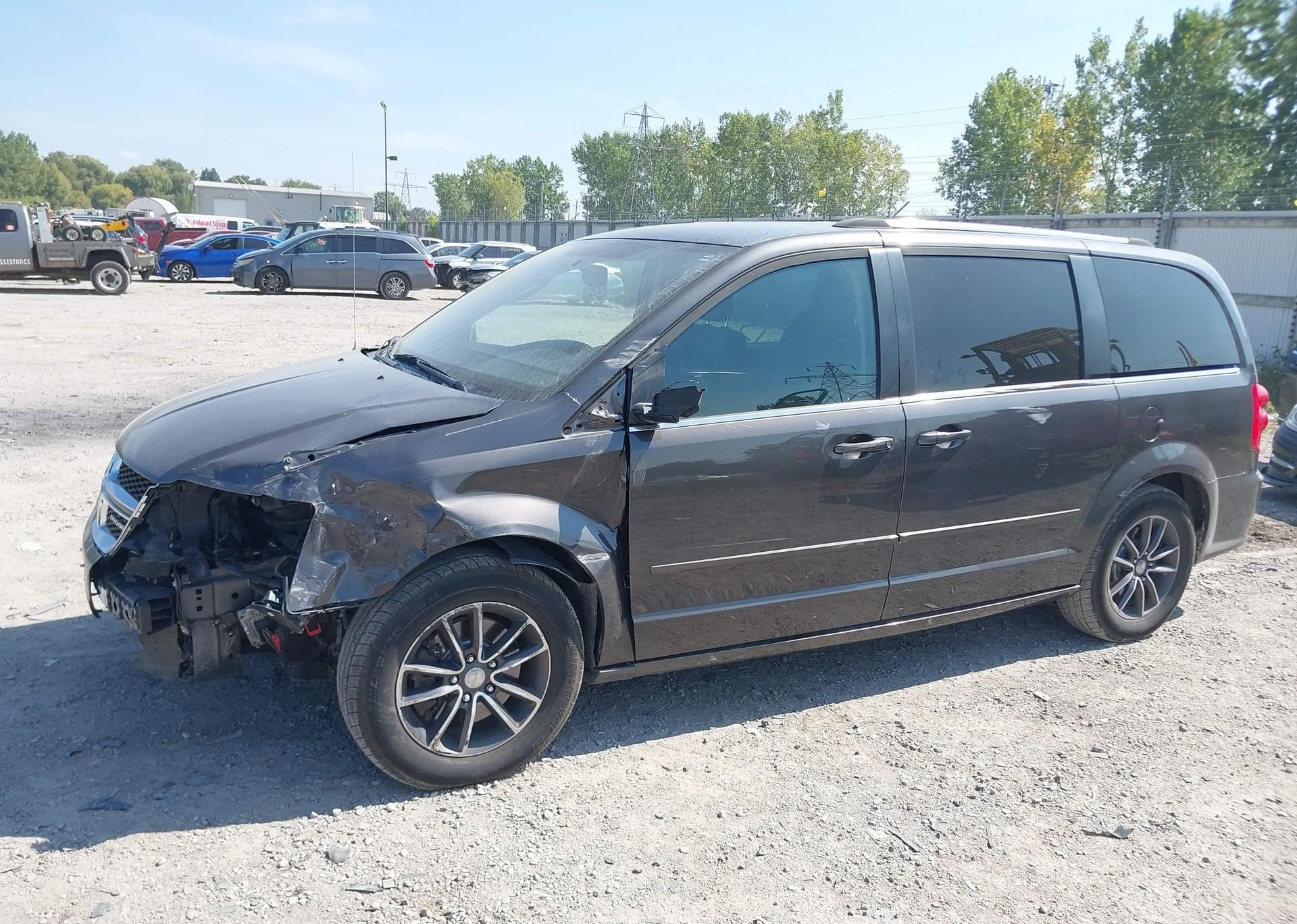 2017 DODGE GRAND CARAVAN SE