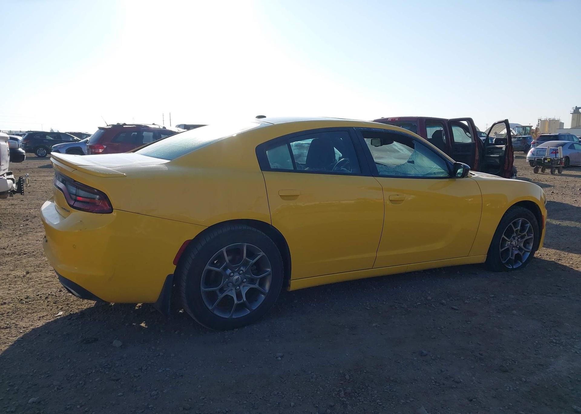 2017 DODGE CHARGER SXT
