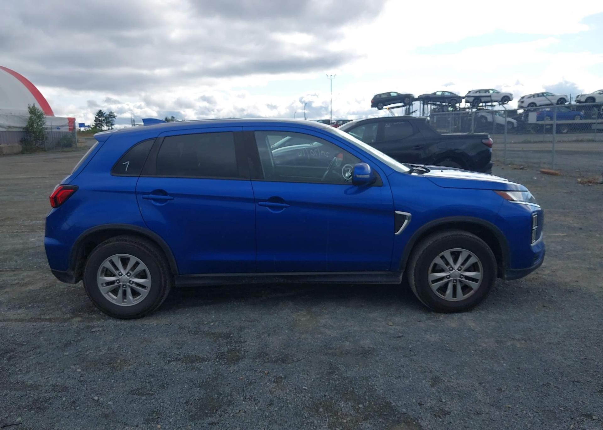 2021 MITSUBISHI RVR SE