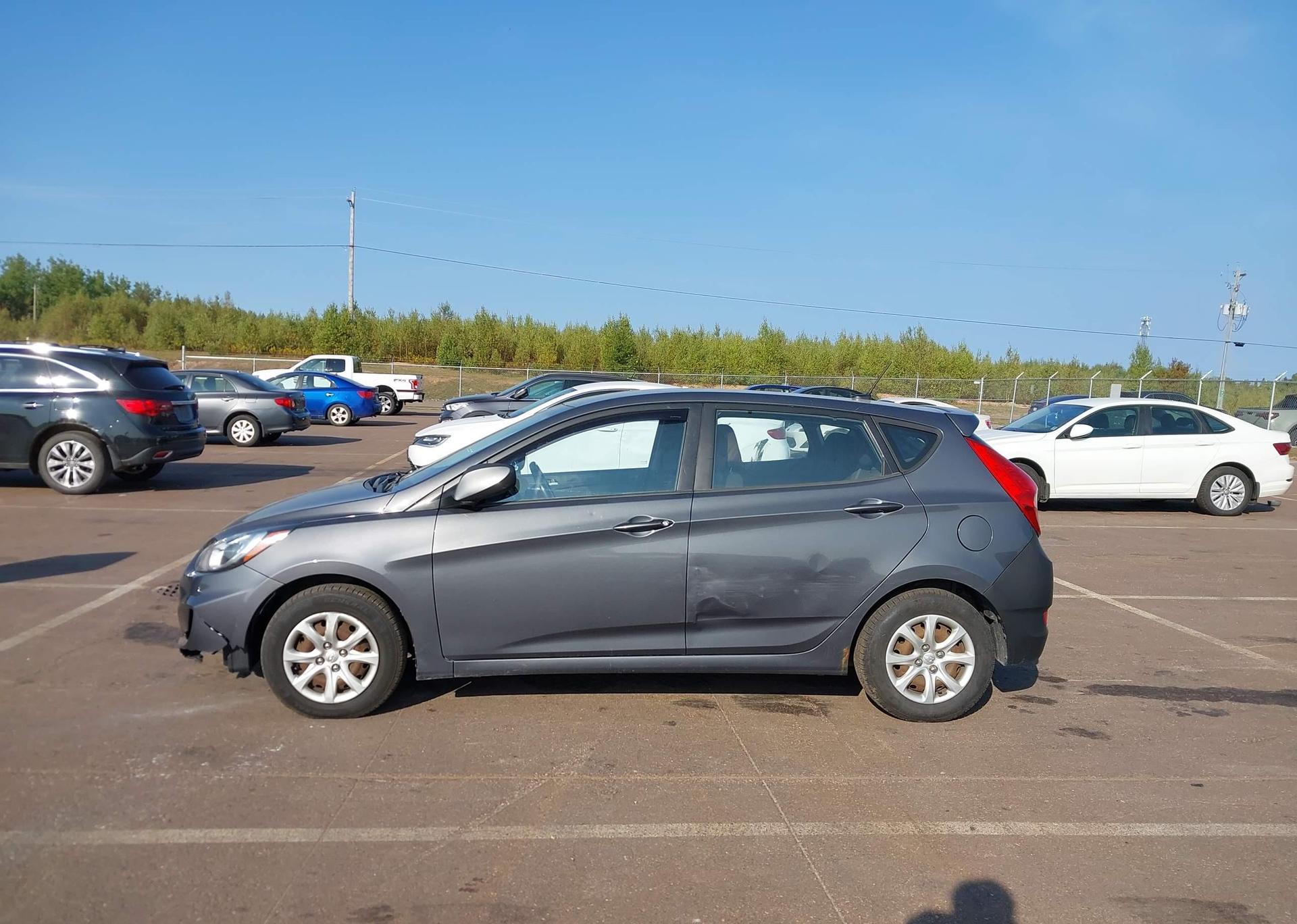 2012 HYUNDAI ACCENT GLS