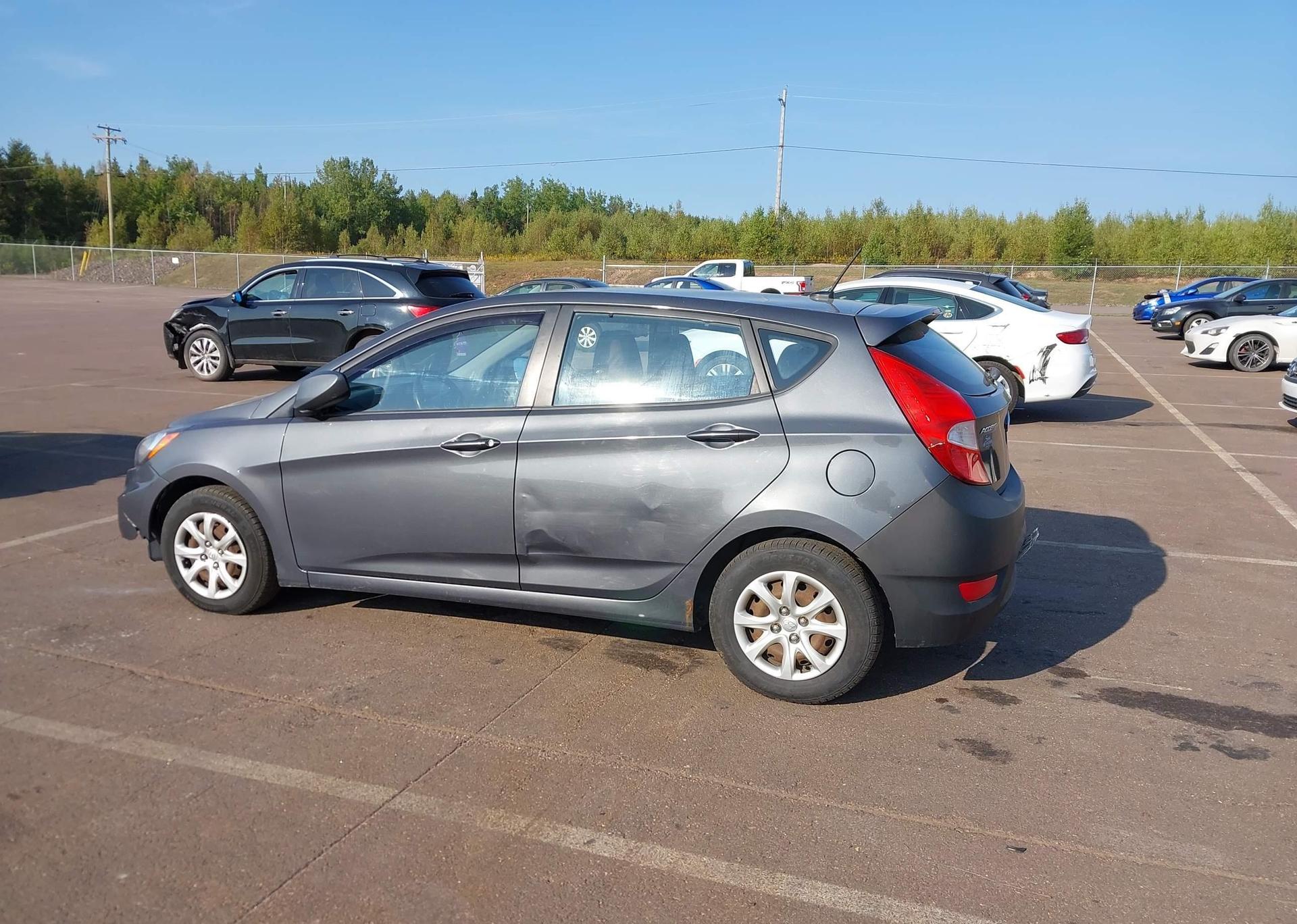 2012 HYUNDAI ACCENT GLS