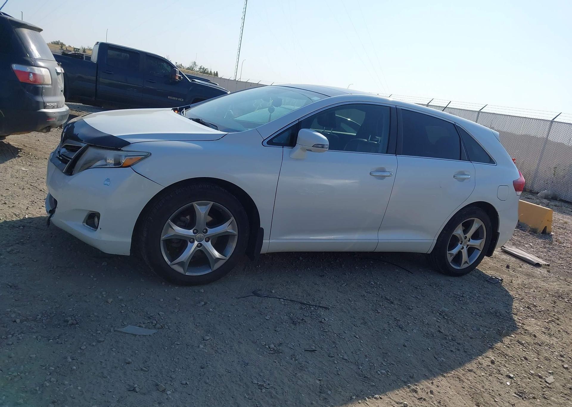 2013 TOYOTA VENZA LE