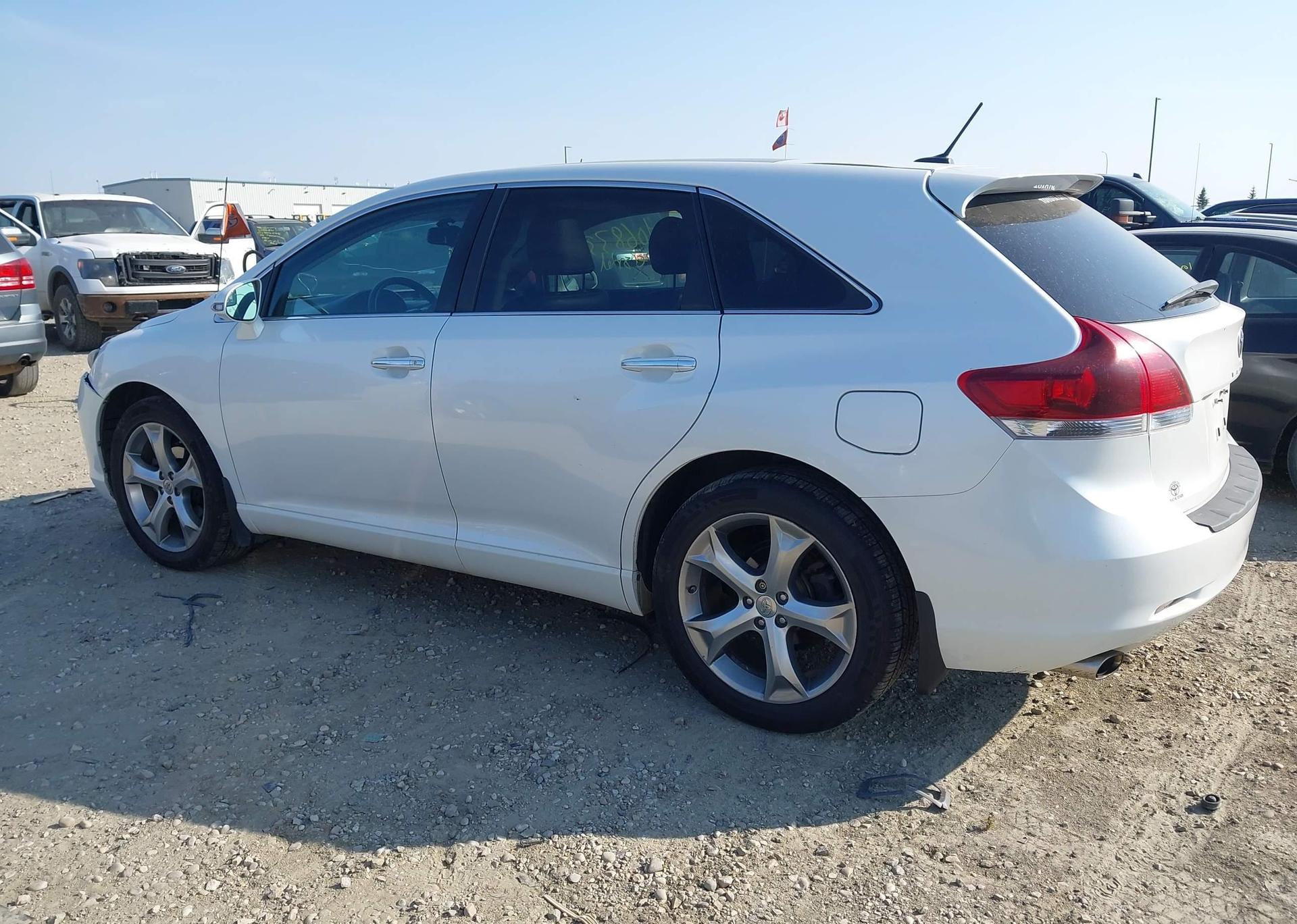 2013 TOYOTA VENZA LE