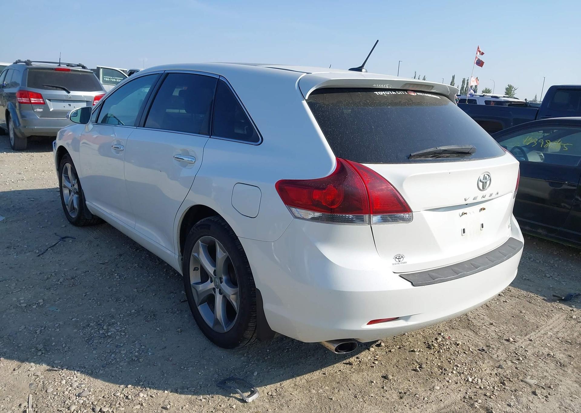 2013 TOYOTA VENZA LE