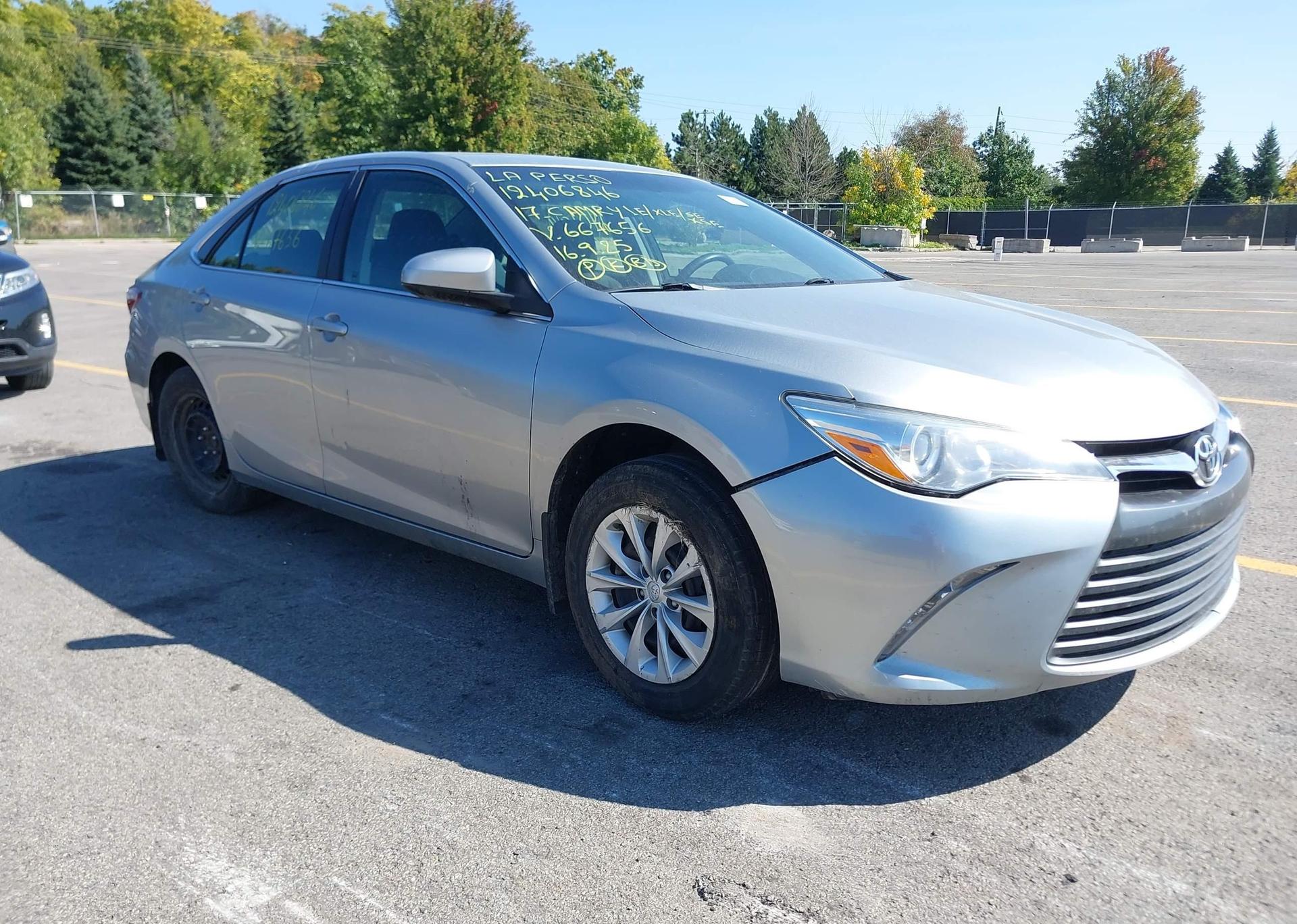 2017 TOYOTA CAMRY LE
