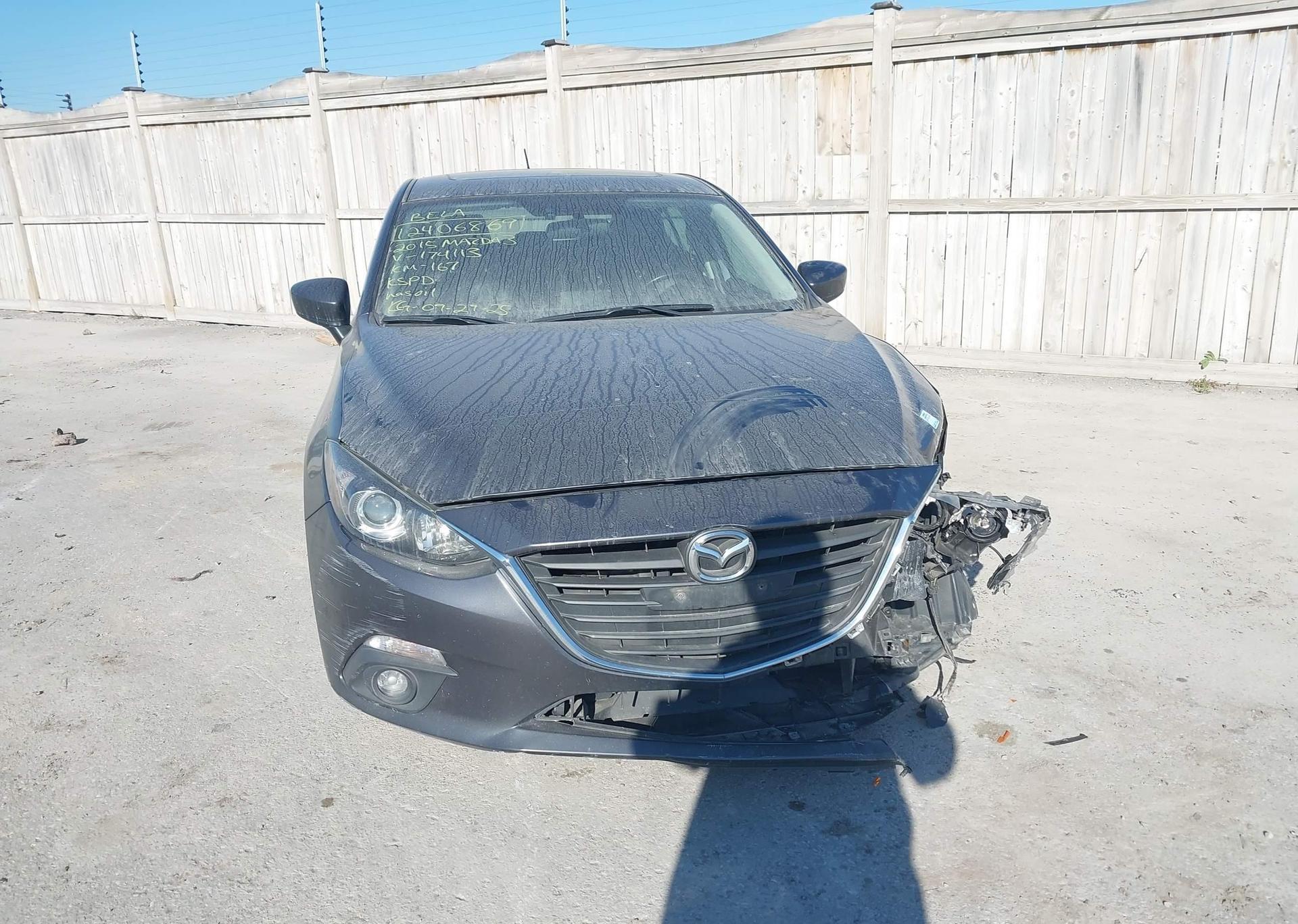 2015 MAZDA MAZDA3