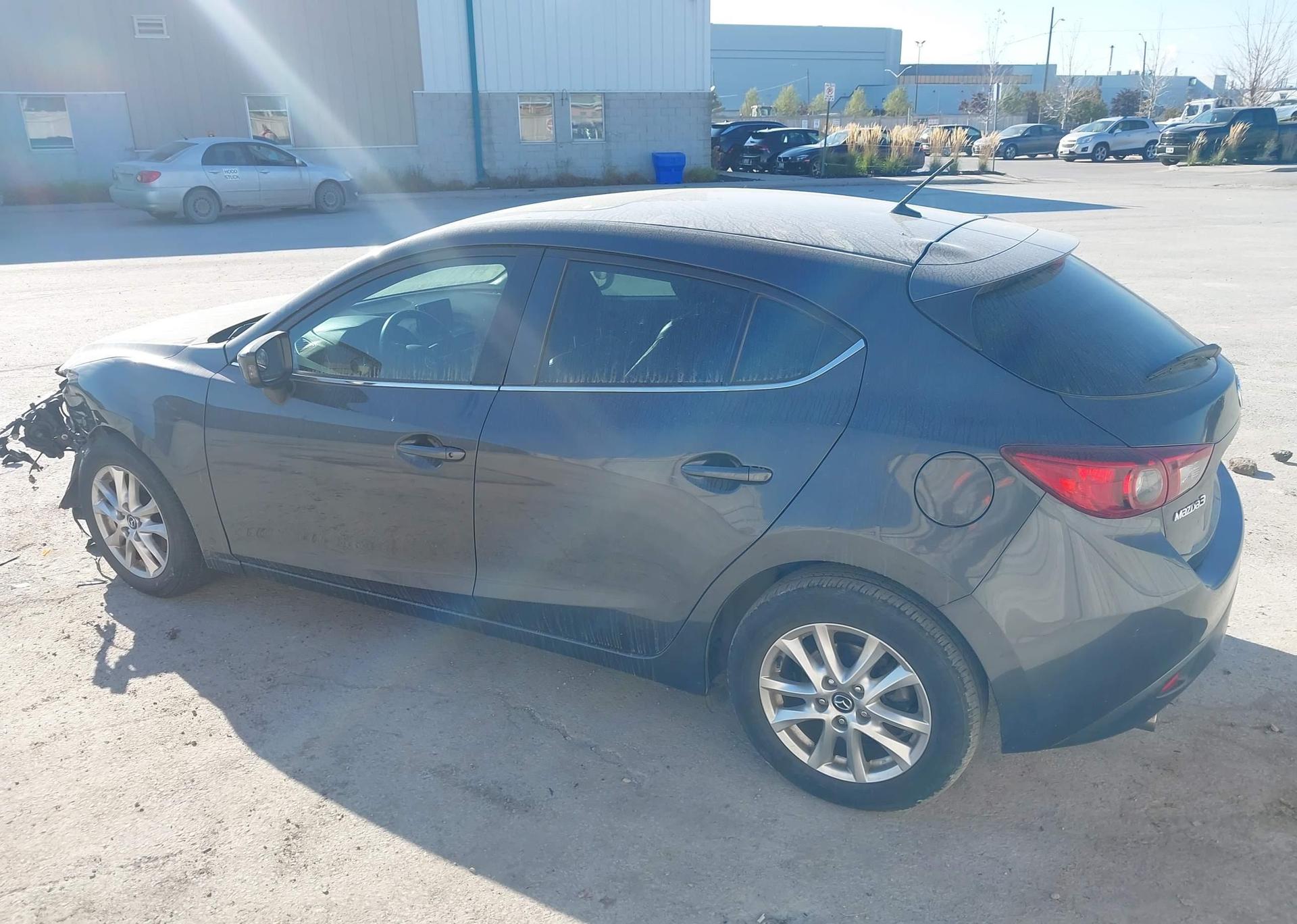 2015 MAZDA MAZDA3