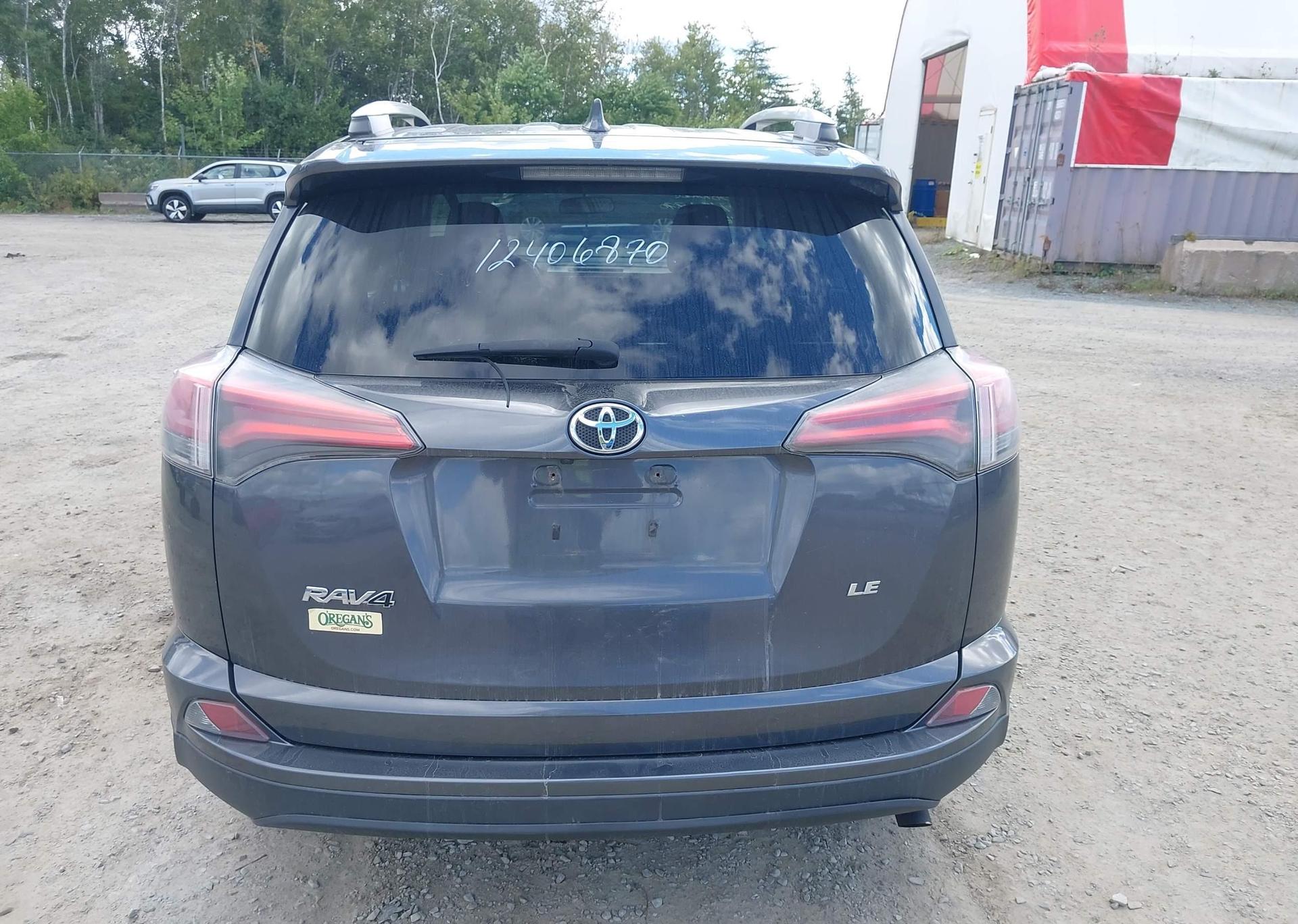 2016 TOYOTA RAV4 LE