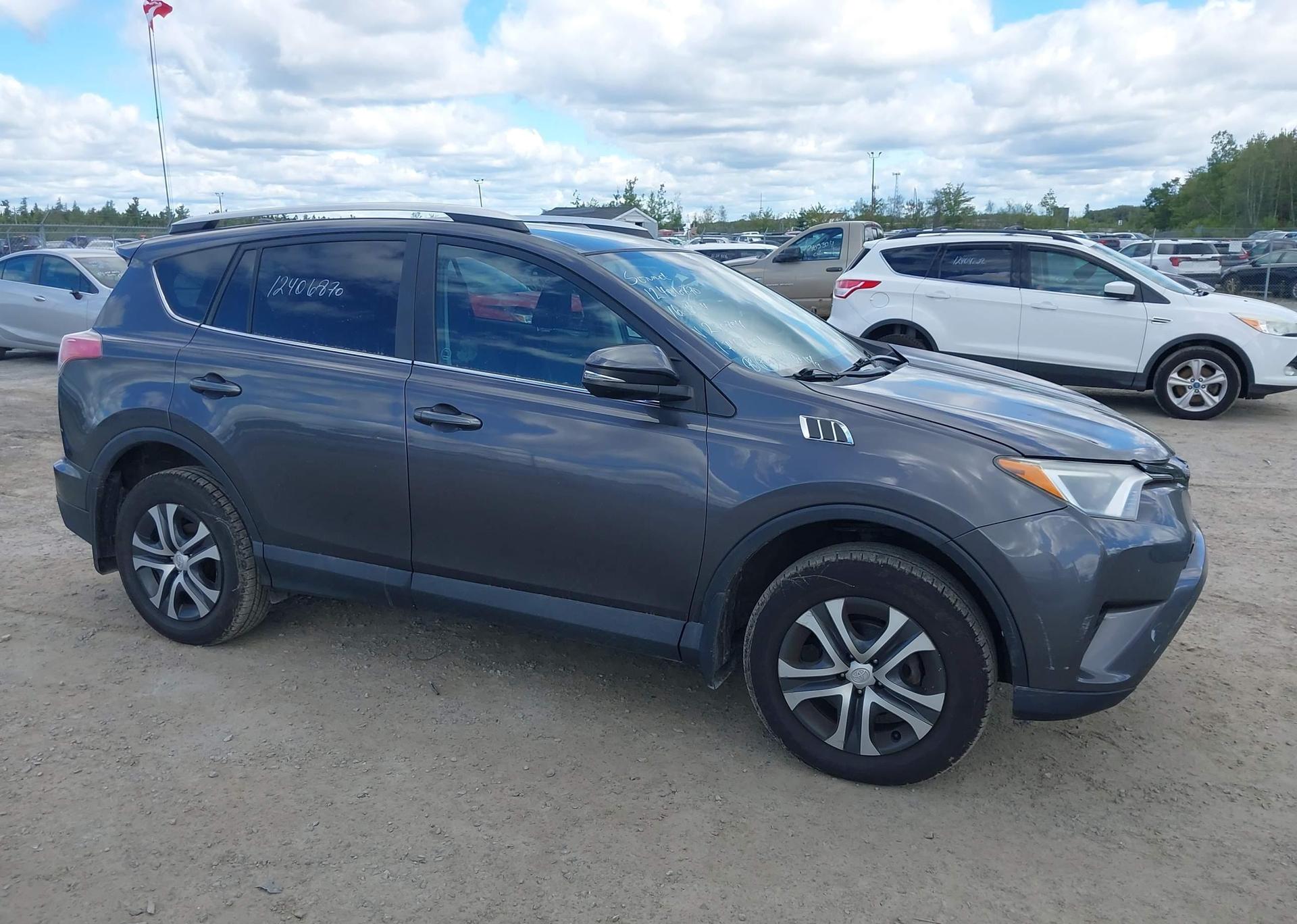 2016 TOYOTA RAV4 LE