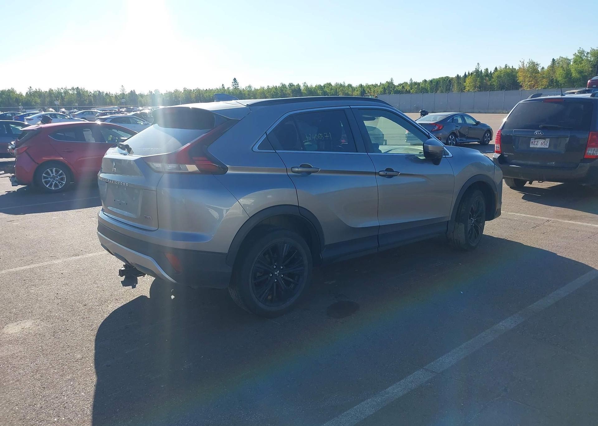 2022 MITSUBISHI ECLIPSE CROSS LE