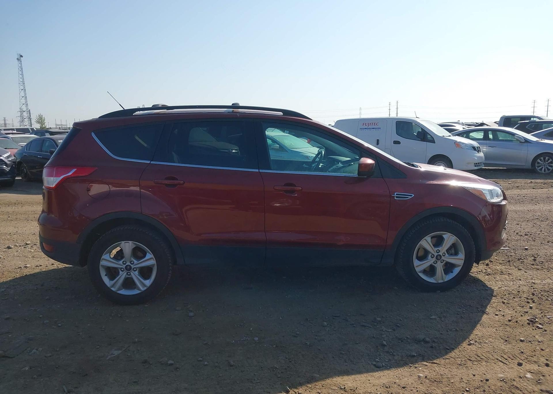 2016 FORD ESCAPE SE