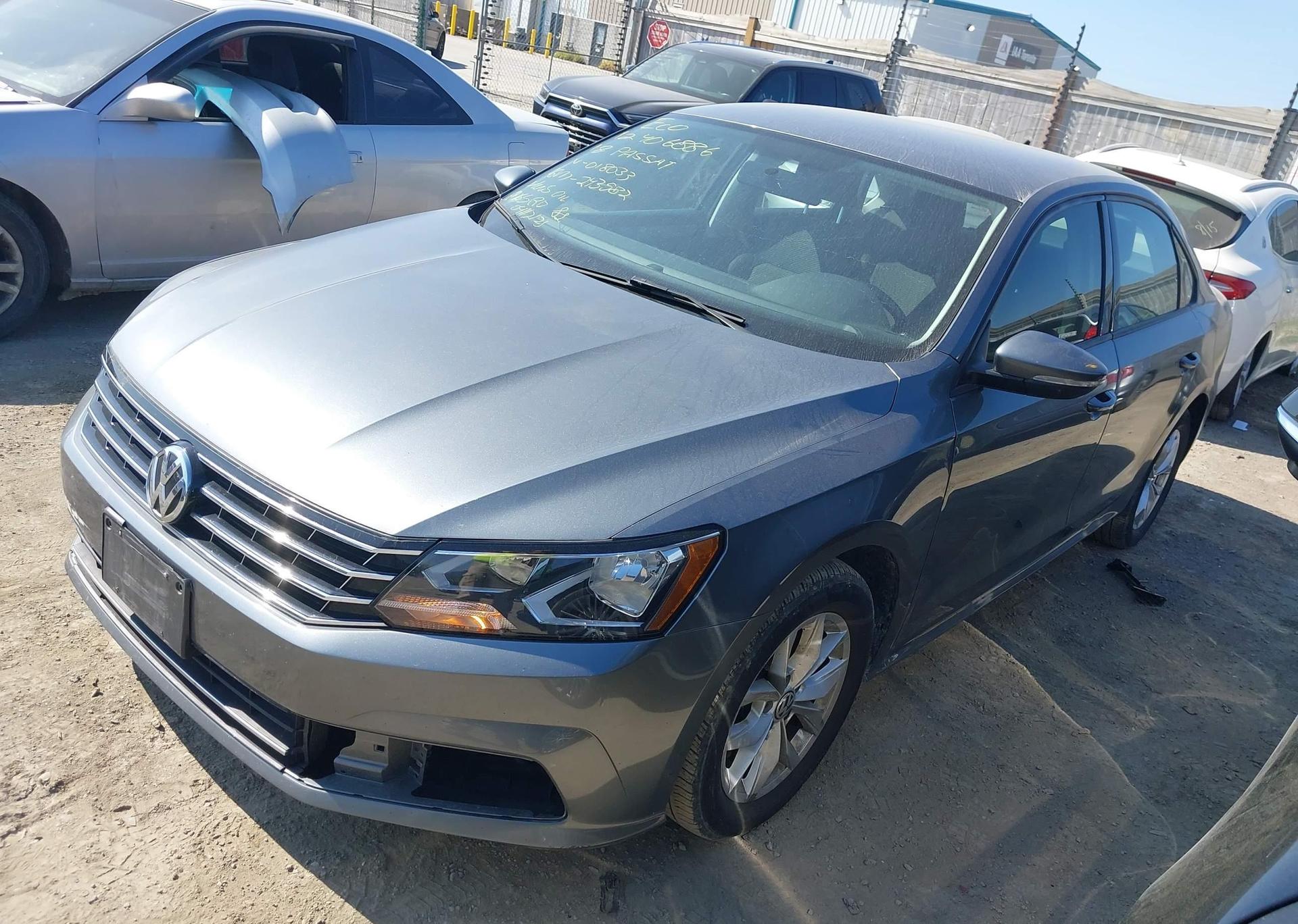 2018 VOLKSWAGEN PASSAT