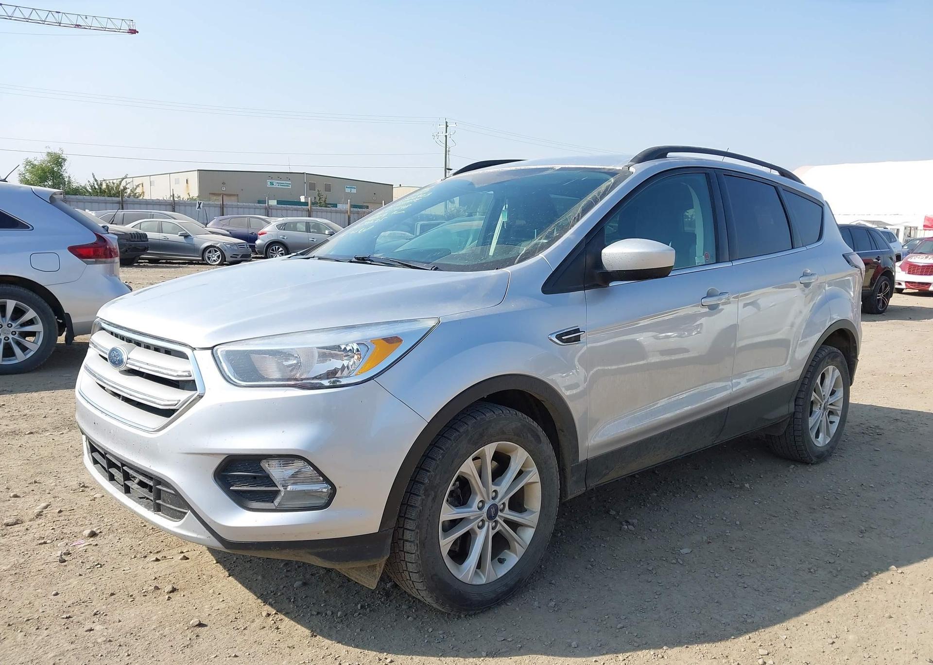 2018 FORD ESCAPE SE