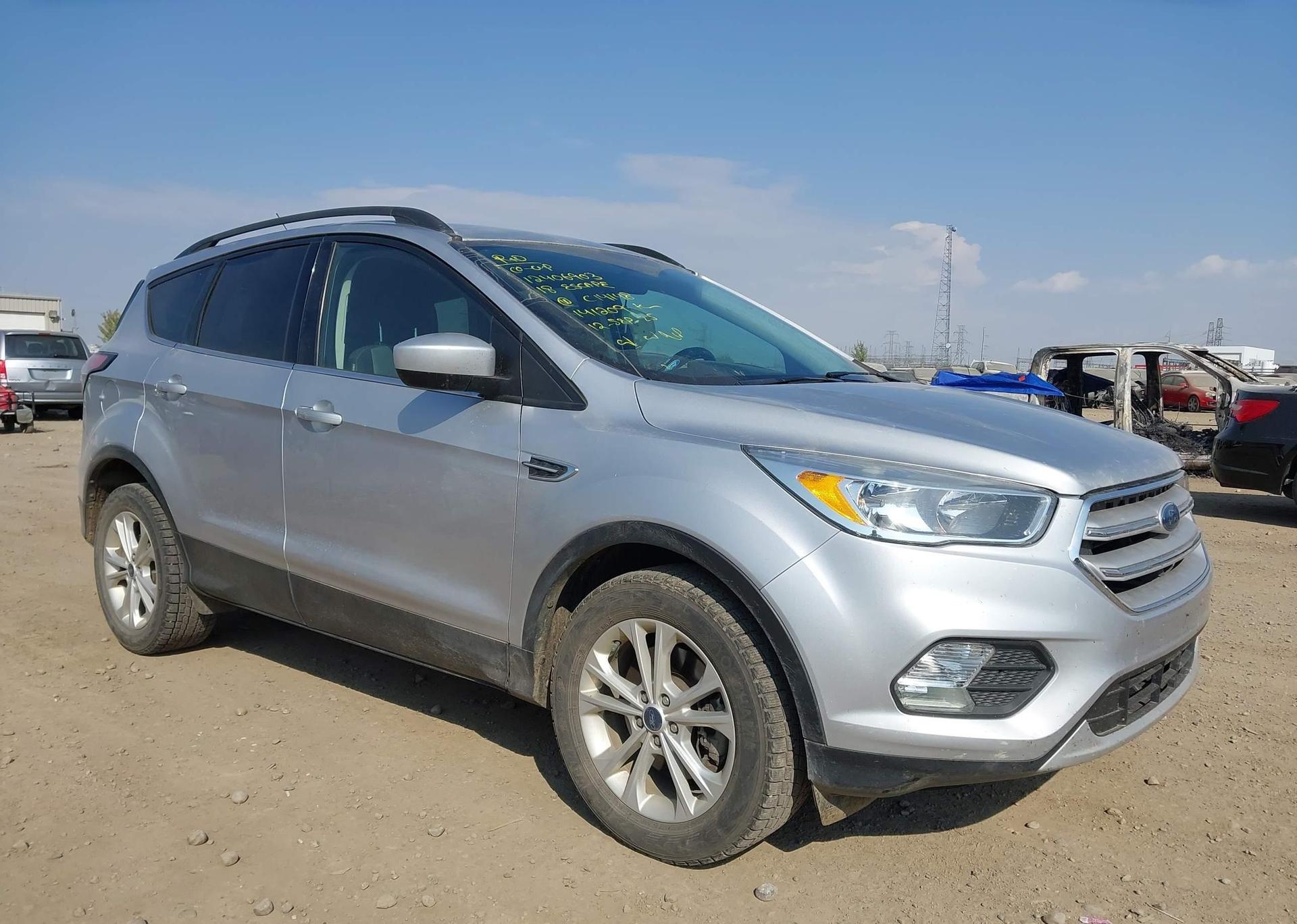 2018 FORD ESCAPE SE