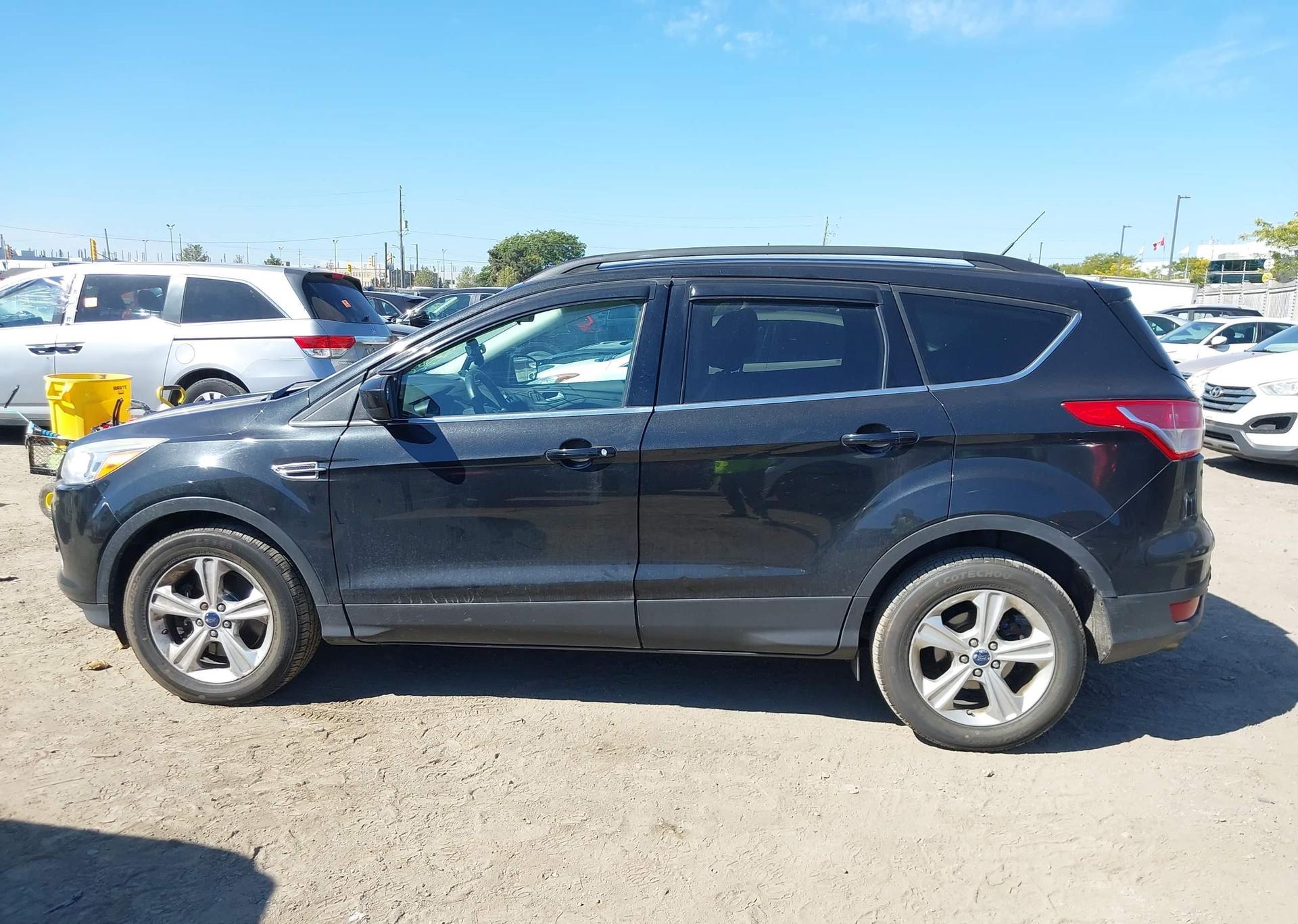 2014 FORD ESCAPE SE