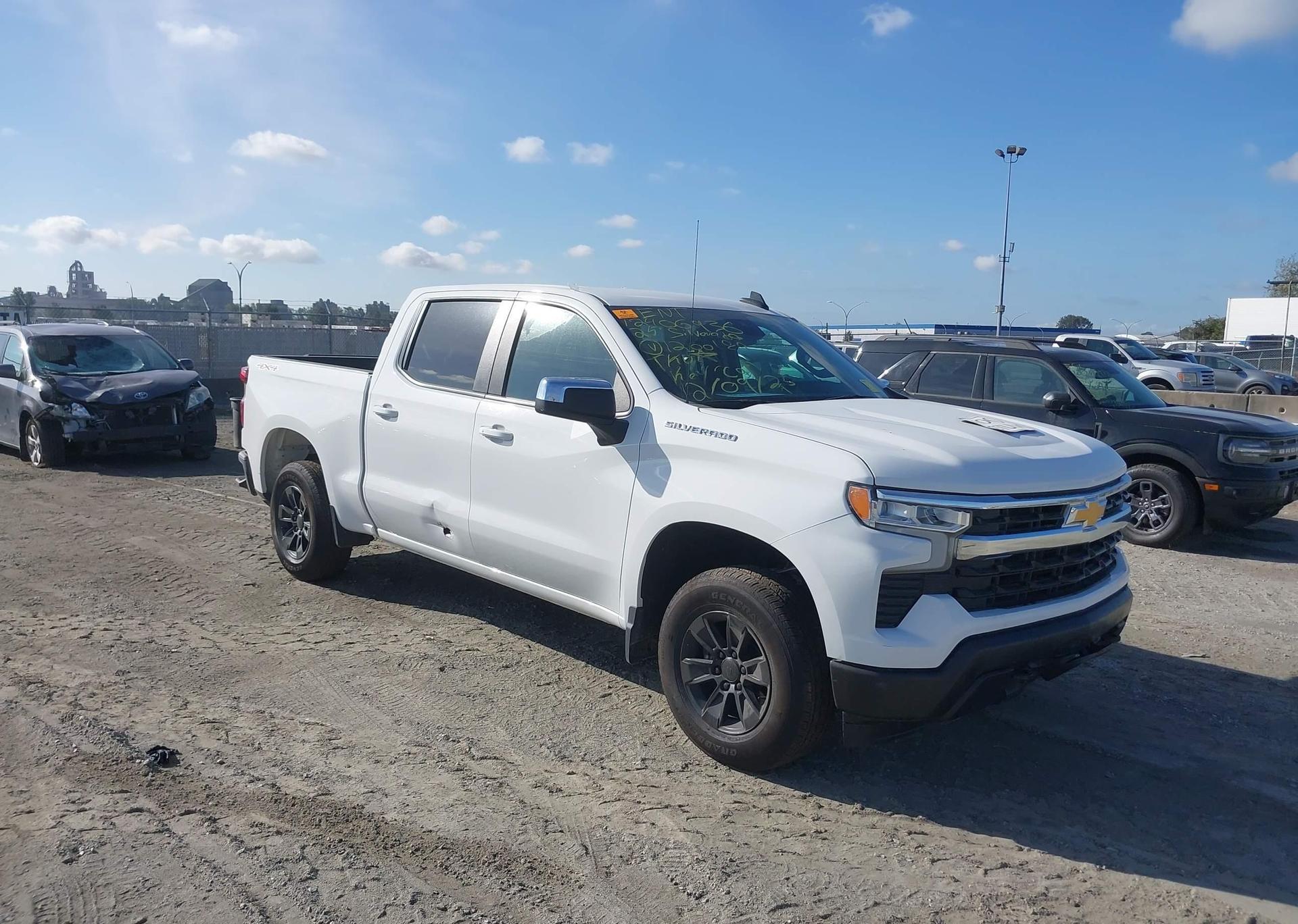 2025 CHEVROLET SILVERADO K1500 LT