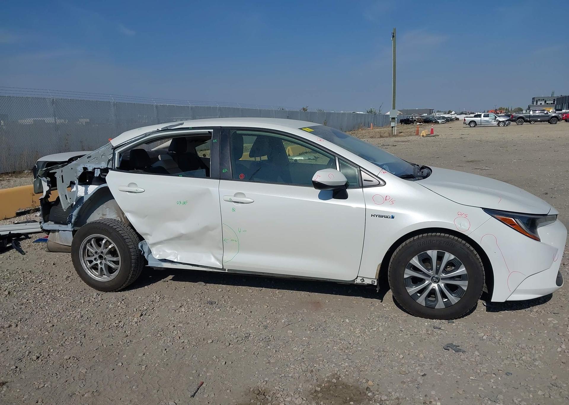 2020 TOYOTA COROLLA LE