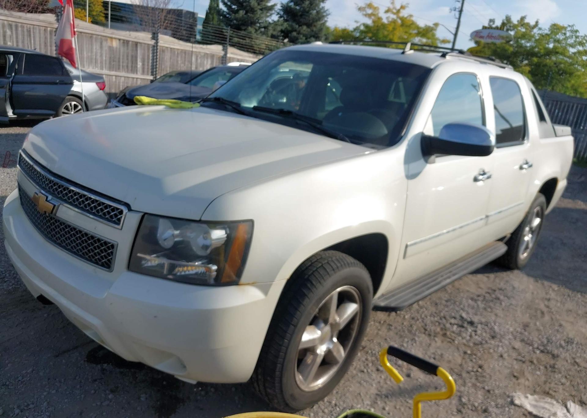 2010 CHEVROLET AVALANCHE LTZ