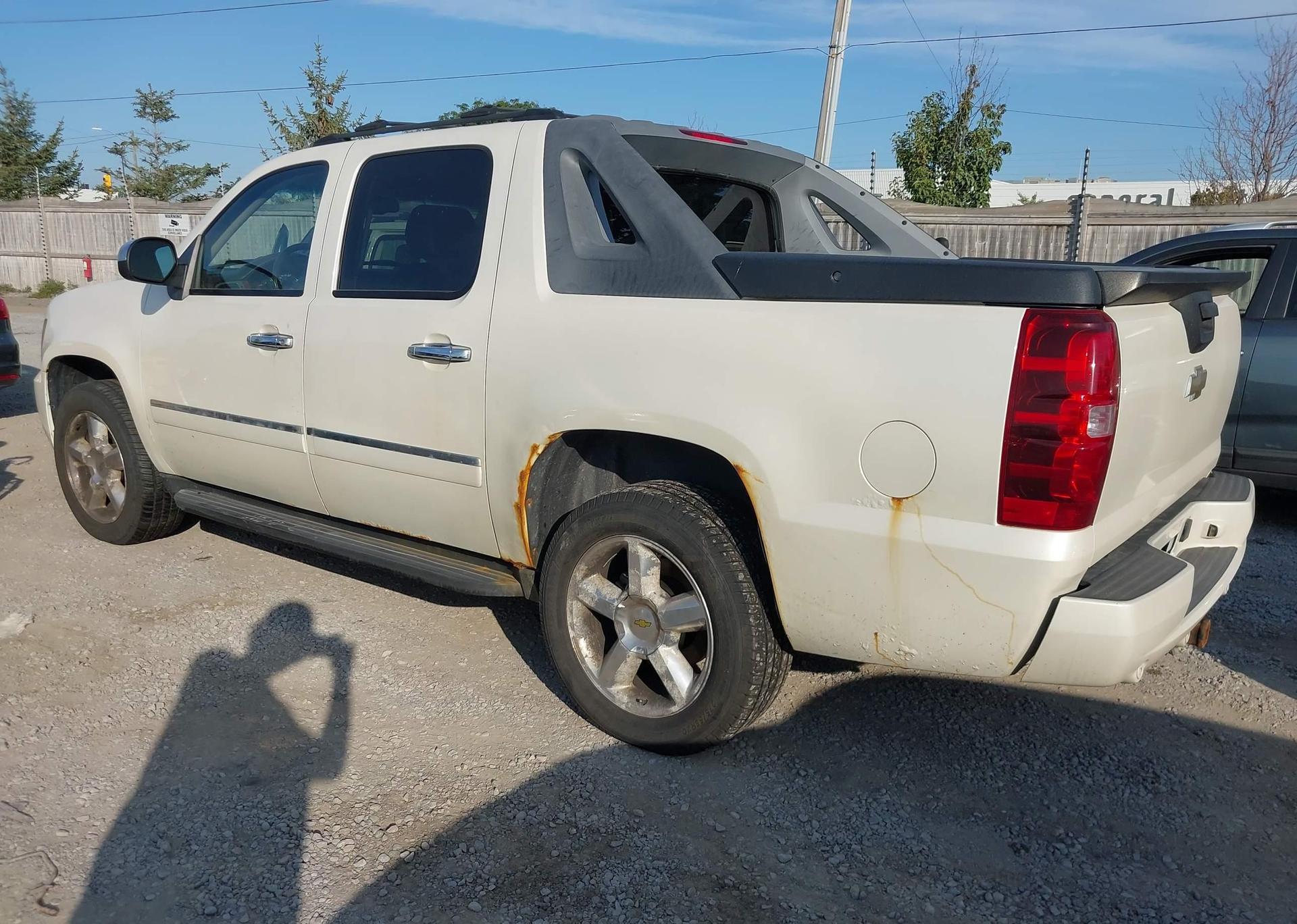 2010 CHEVROLET AVALANCHE LTZ